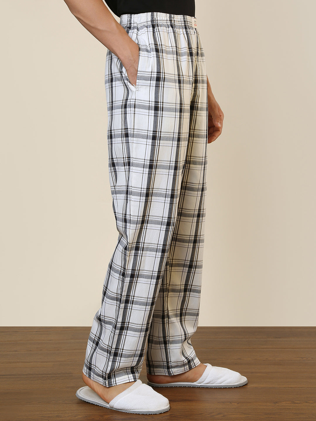 Sleepz Men White Checks Regular Fit Cotton Pyjama
