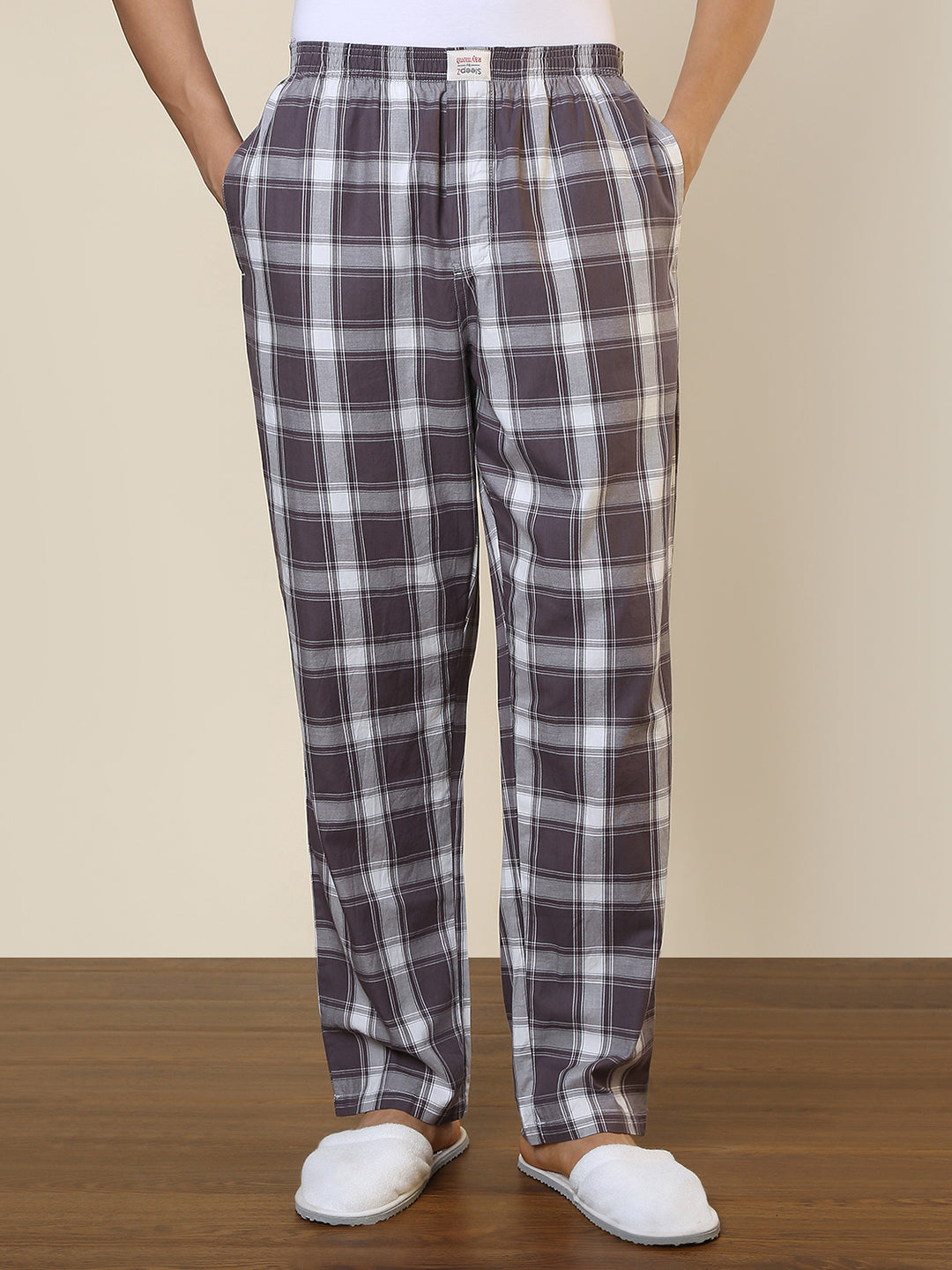 Sleepz Men Brown Checks Regular Fit Cotton Pyjama