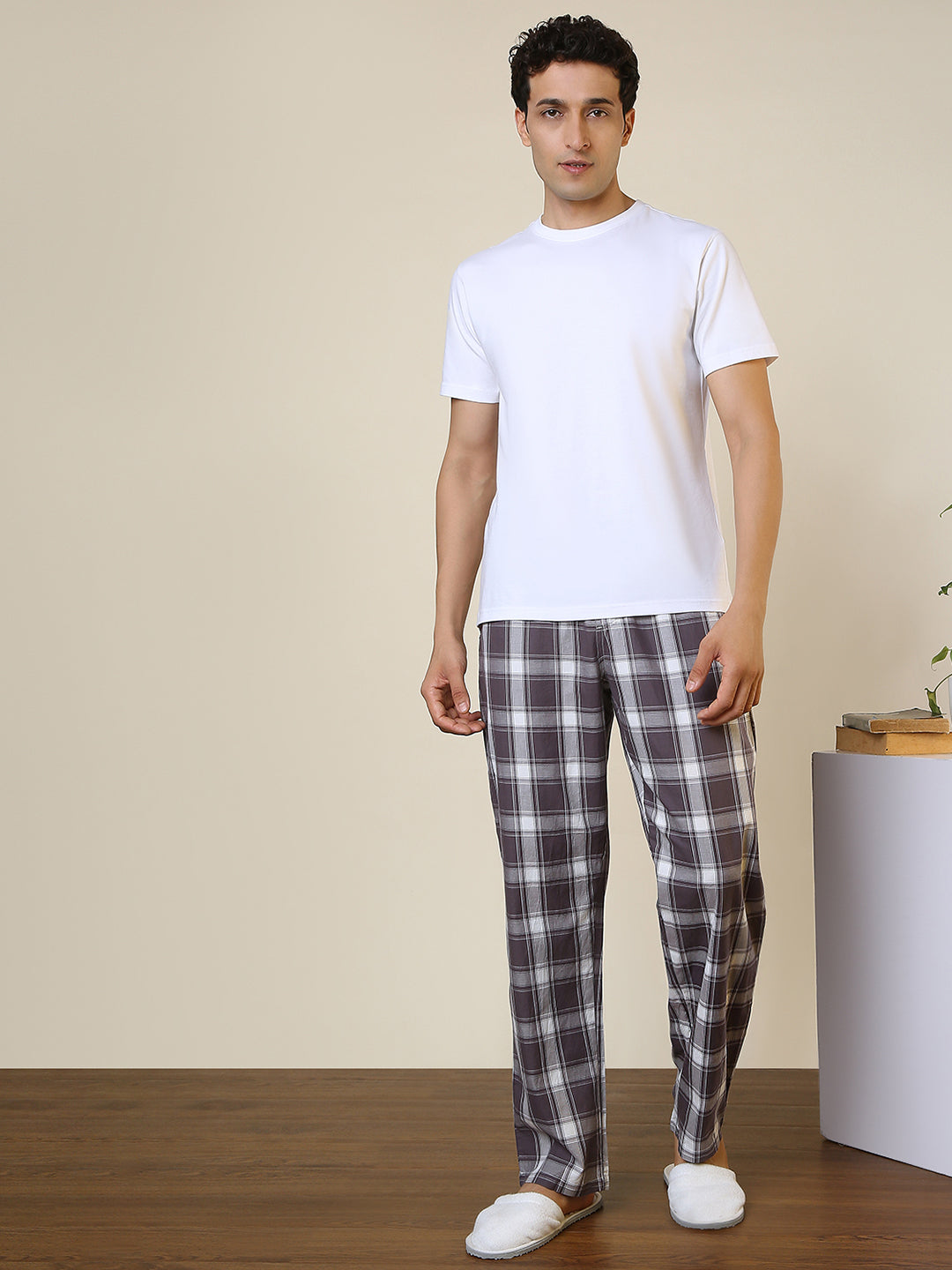 Sleepz Men Brown Checks Regular Fit Cotton Pyjama