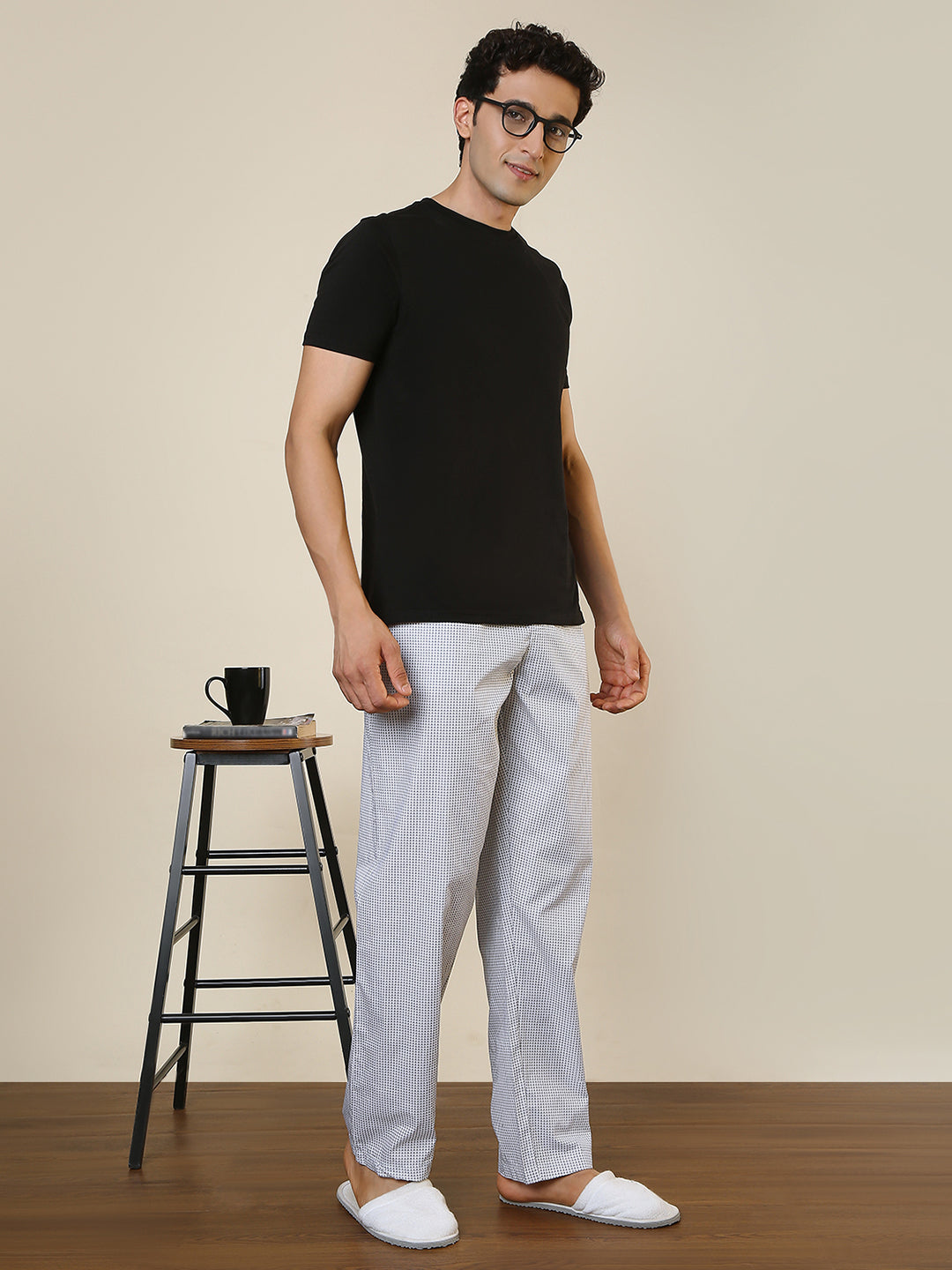 Sleepz Men White Printed Regular Fit Cotton Pyjama