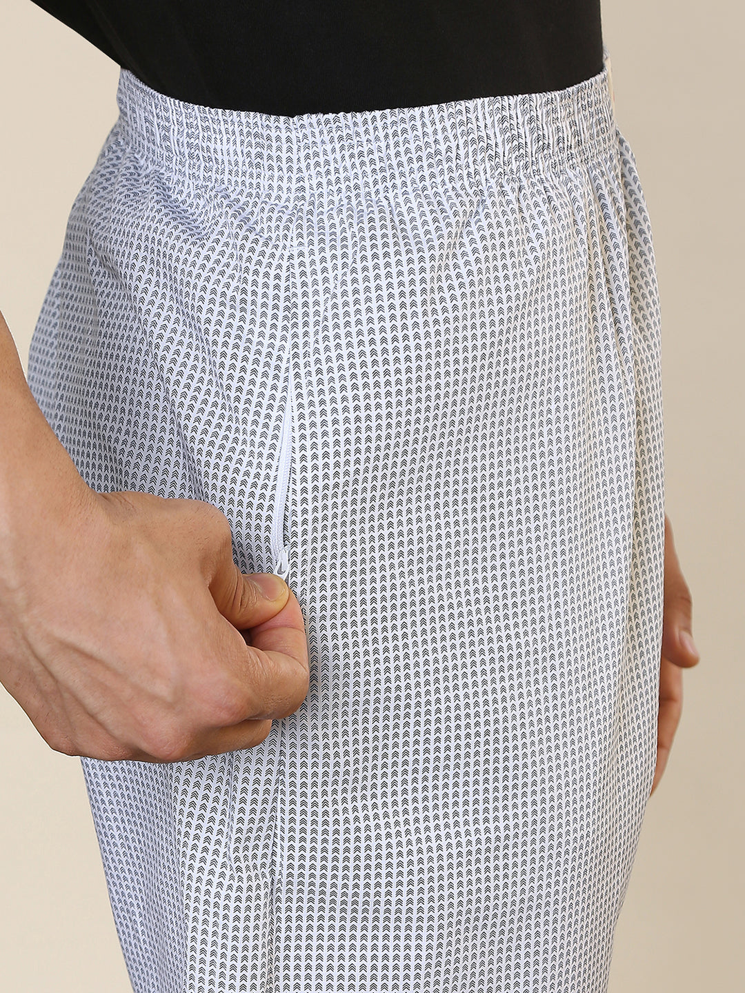 Sleepz Men White Printed Regular Fit Cotton Pyjama