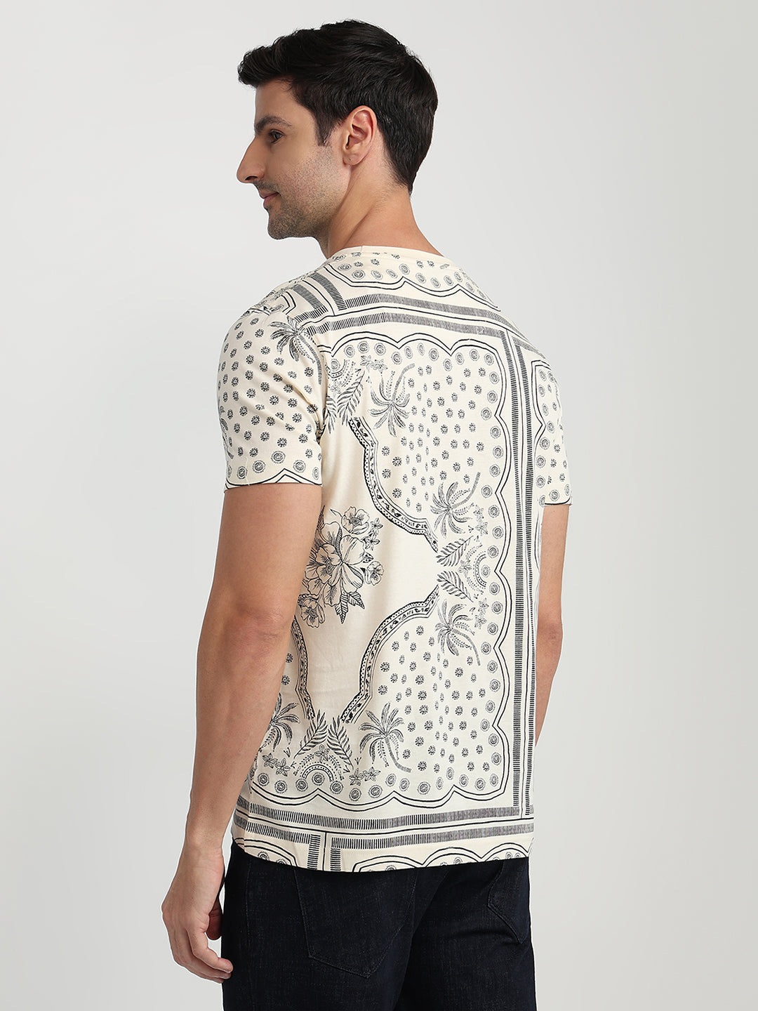 Colorplus Men White Printed Regular Fit Cotton Half Sleeve T-Shirt