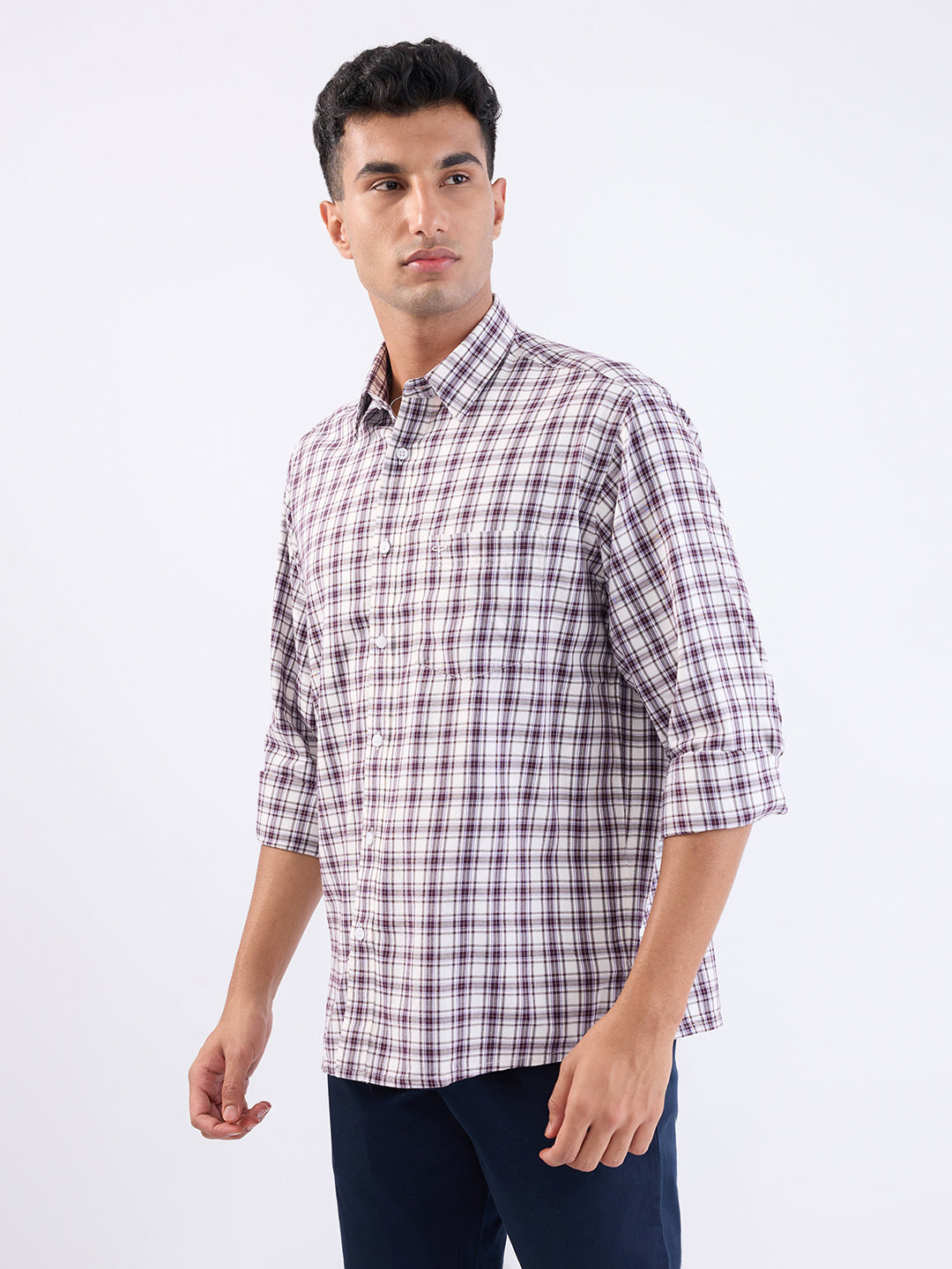 Colorplus Men Purple Checks Comfort Fit Cotton Blend Full Sleeve Casual Shirt