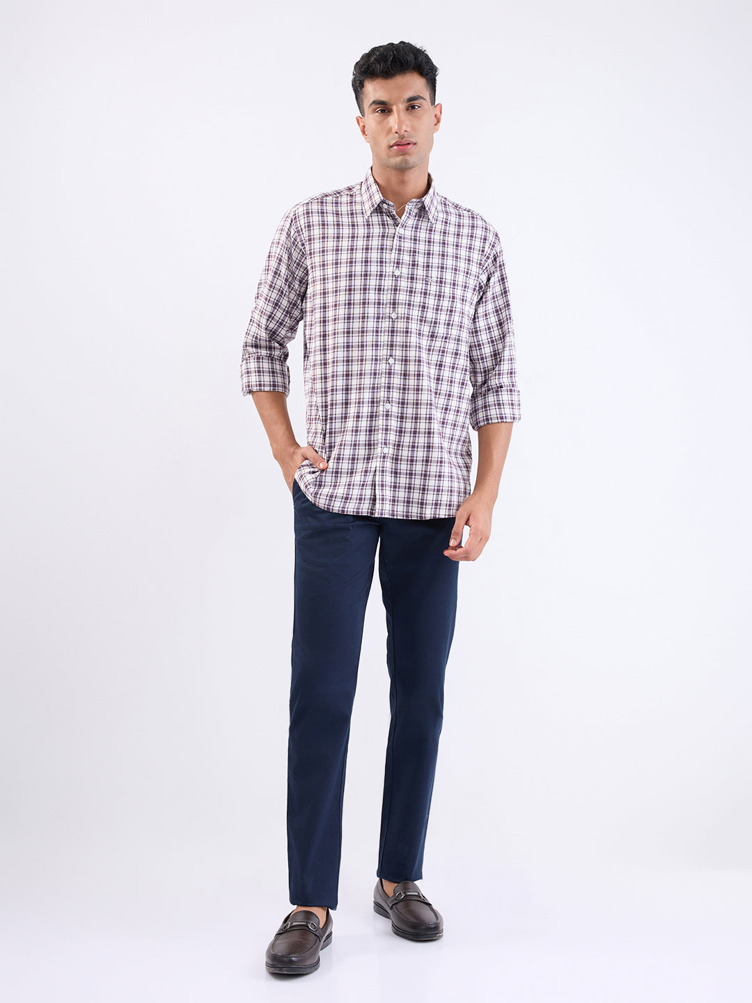 Colorplus Men Purple Checks Comfort Fit Cotton Blend Full Sleeve Casual Shirt