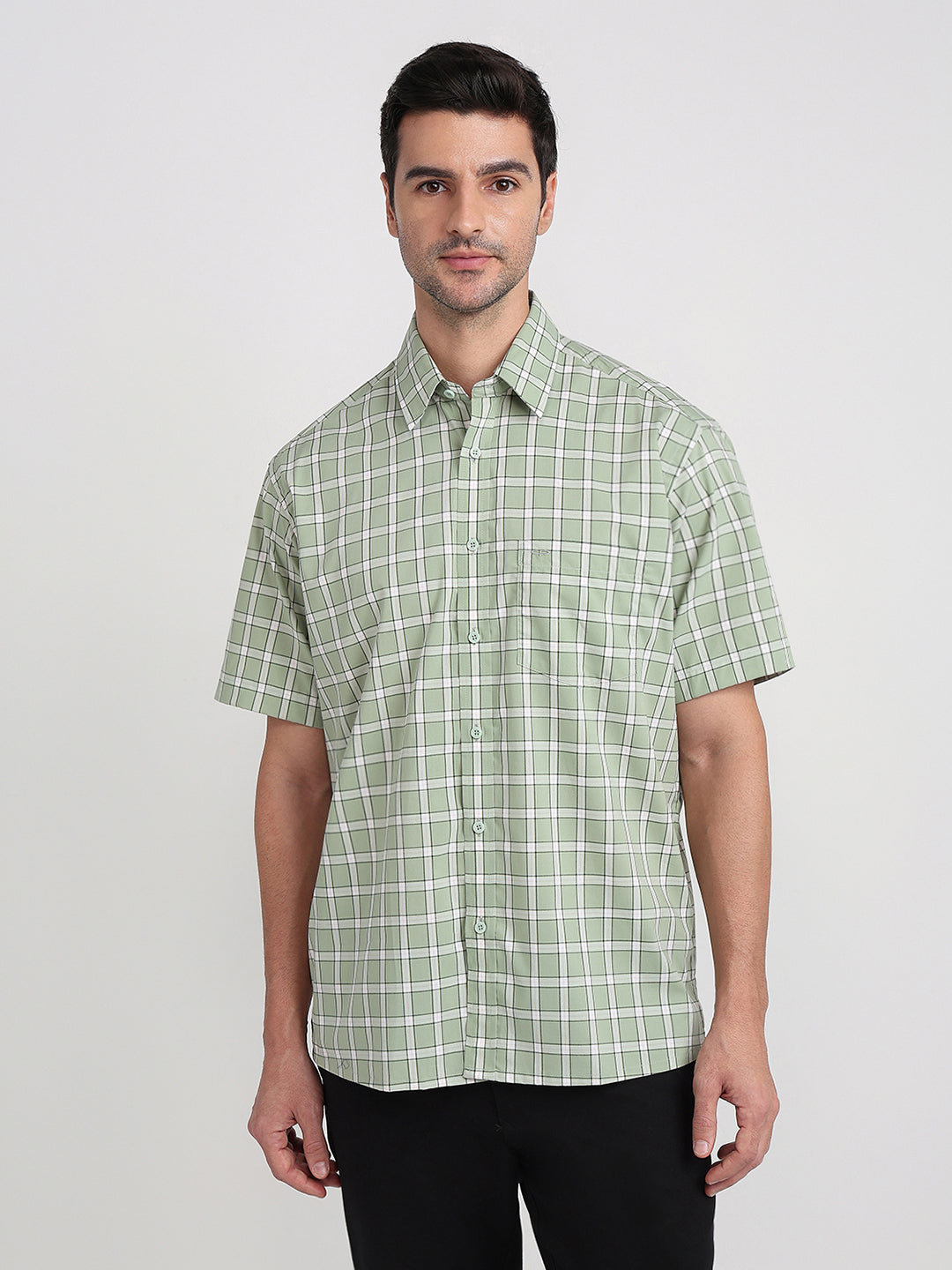 Colorplus Men Green Checks Comfort Fit Cotton Half Sleeve Casual Shirt