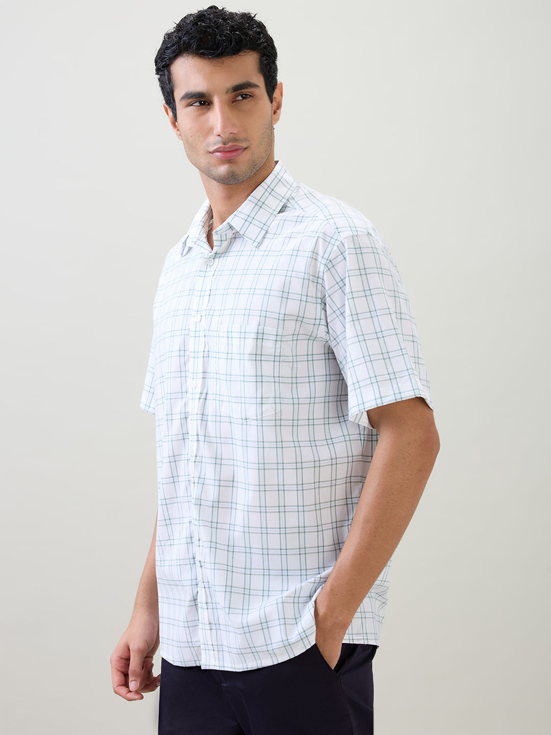 Colorplus Men White Checks Comfort Fit Cotton Half Sleeve Casual Shirt