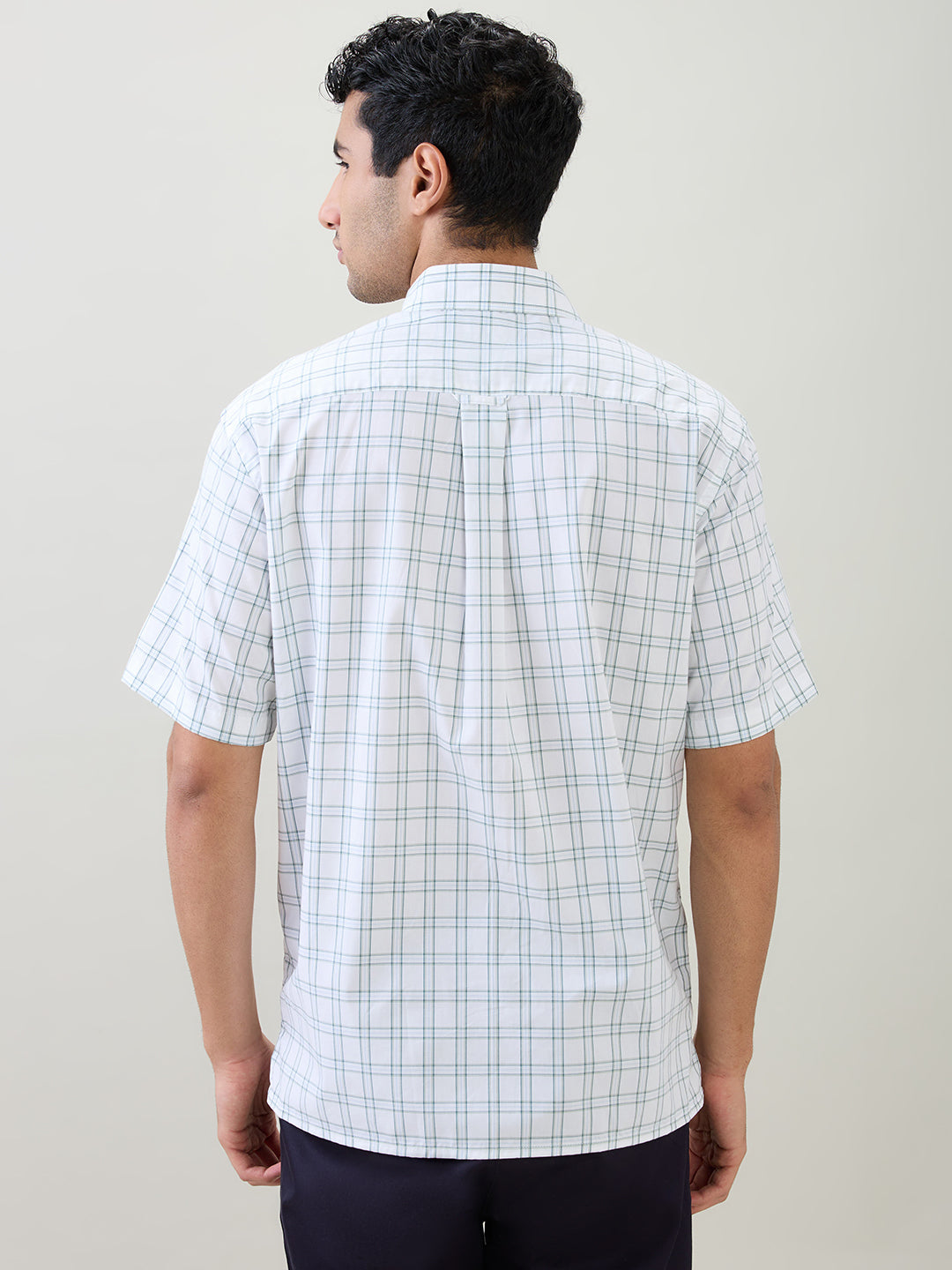 Colorplus Men White Checks Comfort Fit Cotton Half Sleeve Casual Shirt