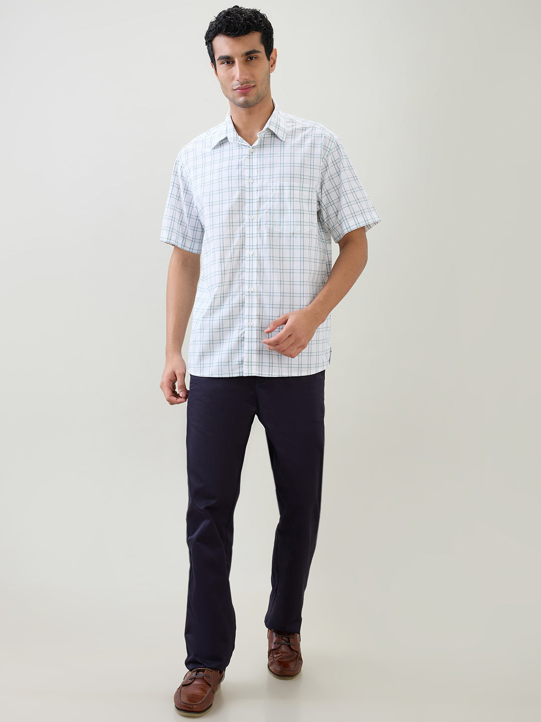 Colorplus Men White Checks Comfort Fit Cotton Half Sleeve Casual Shirt