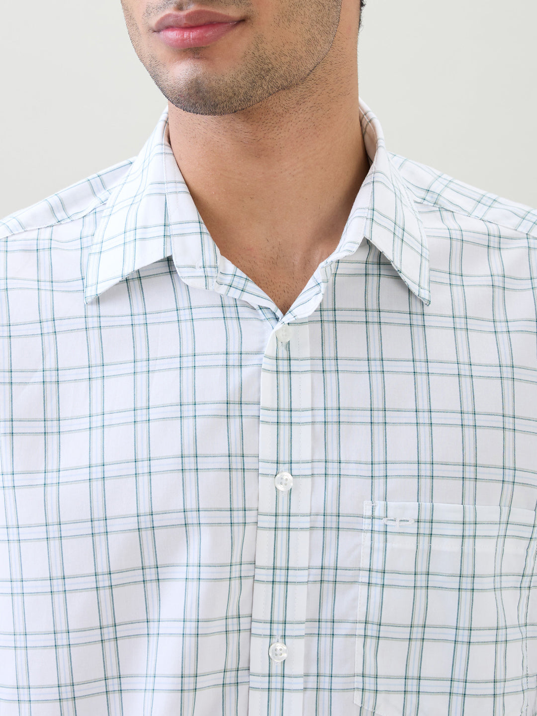 Colorplus Men White Checks Comfort Fit Cotton Half Sleeve Casual Shirt