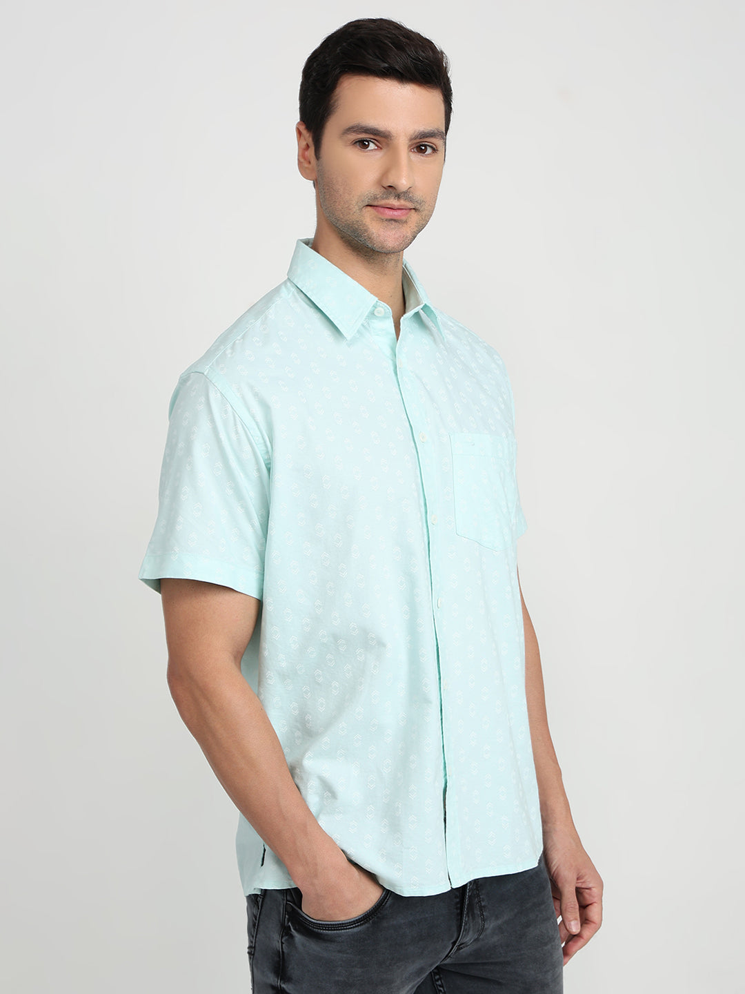 Colorplus Men Blue Printed Comfort Fit Cotton Half Sleeve Casual Shirt