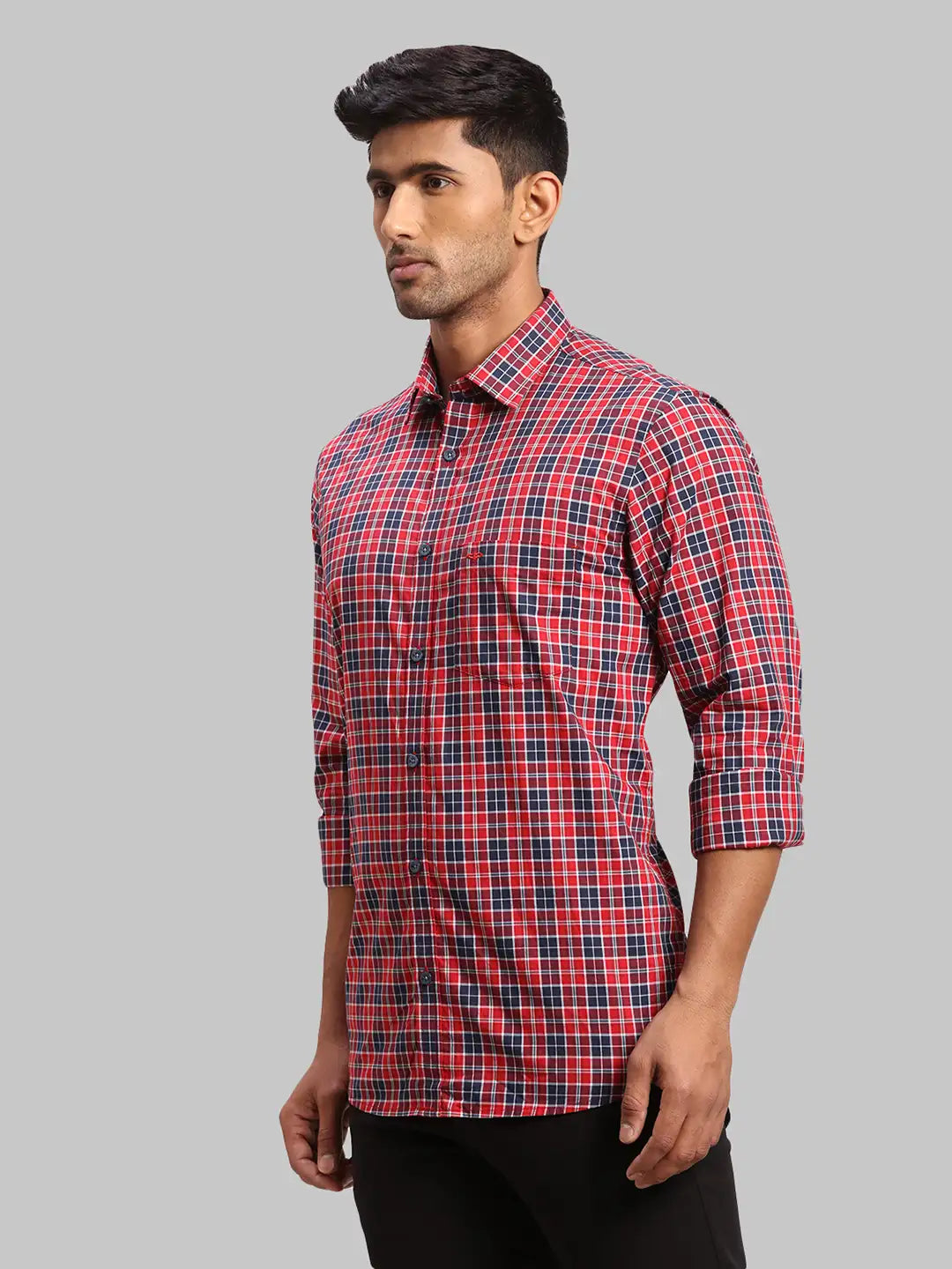 Men Red Tailored Fit Checks Cotton Full Sleeve Shirts