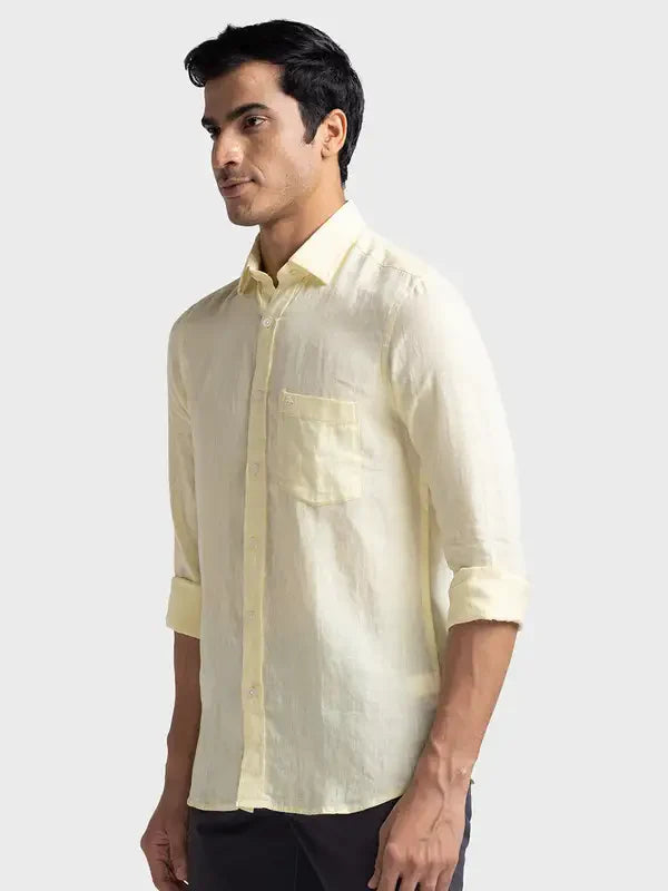 Colorplus Men Yellow Tailored Fit Yarn Dyed Linen Casual Shirt