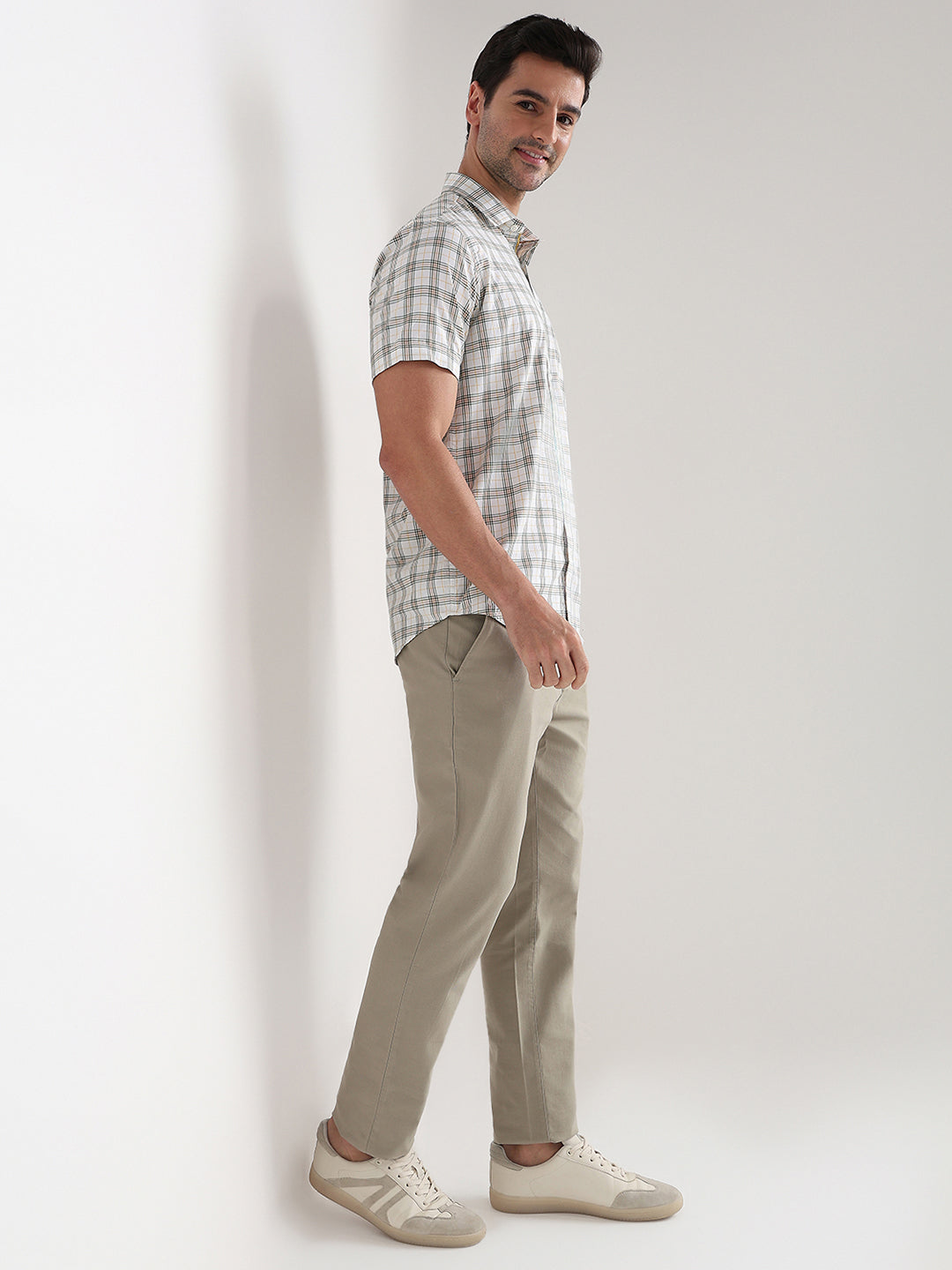 Colorplus Men White Checks Regular Fit Cotton Half Sleeve Casual Shirt