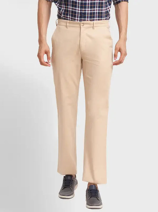 Men Fawn Contemporary Fit Solid Piece Dyed Cotton Blend Trouser