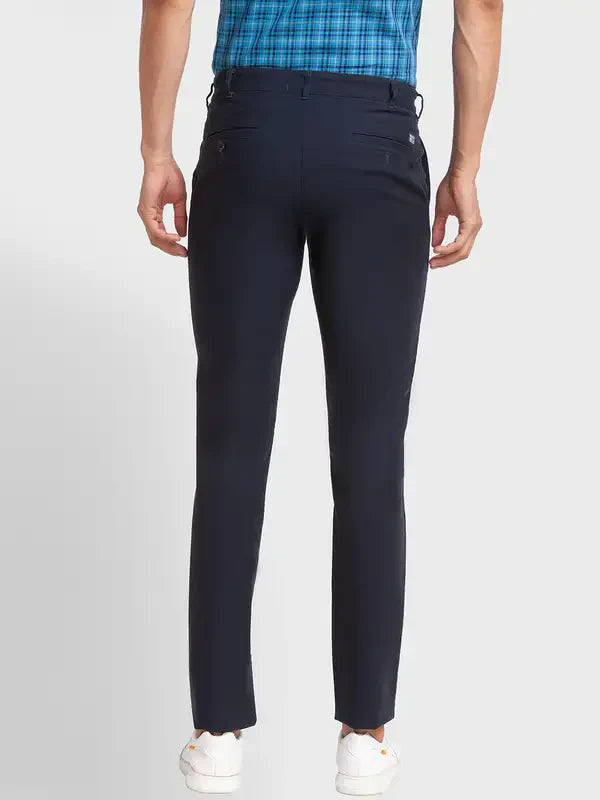 Men Blue Contemporary Fit Solid Piece Dyed Cotton Blend Trouser
