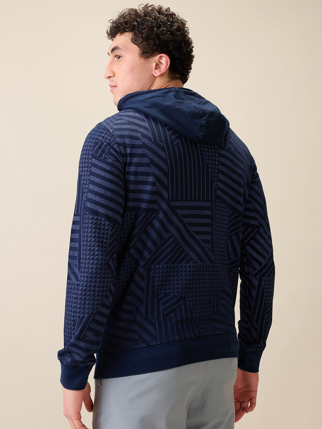 Colorplus Men Blue Printed Regular Fit Cotton Full Sleeve Sweatshirt