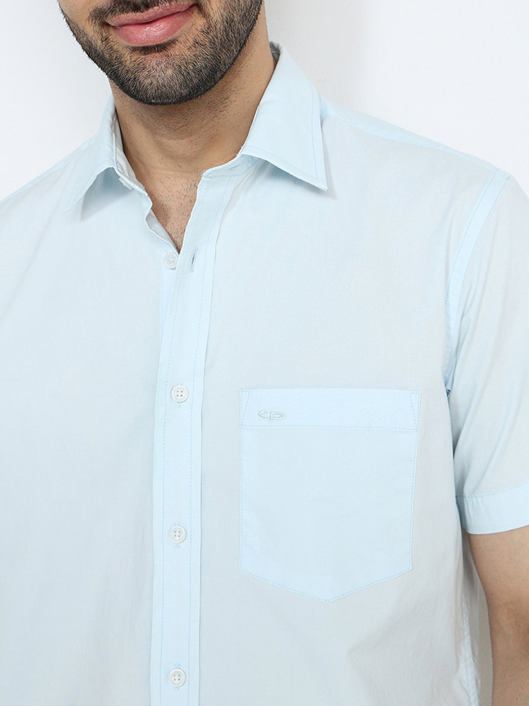 Colorplus Men Blue Solid Regular Fit Cotton Blend Half Sleeve Casual Shirt