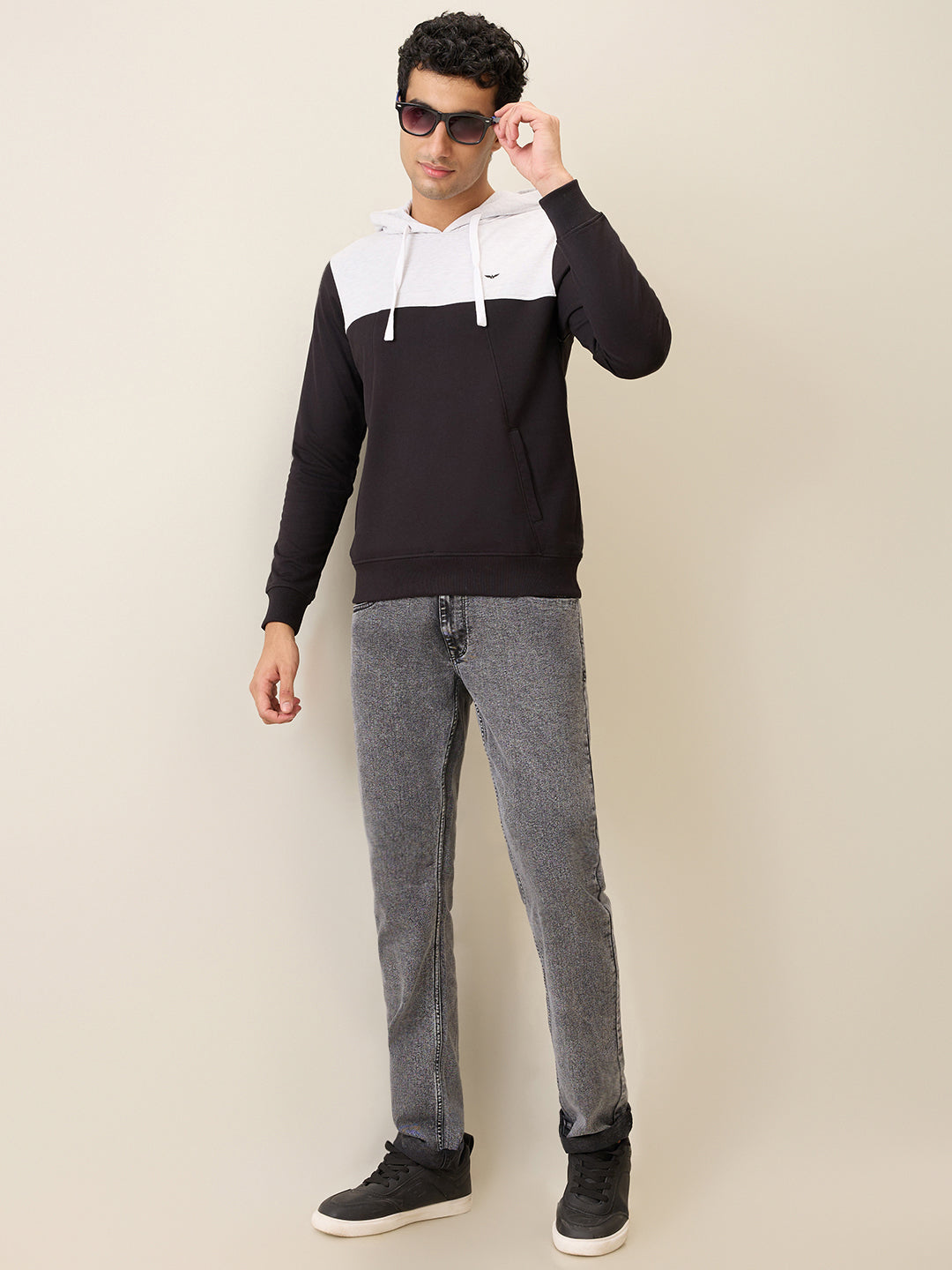 Park Avenue Men Grey Printed Slim Fit Cotton Blend Sweatshirt
