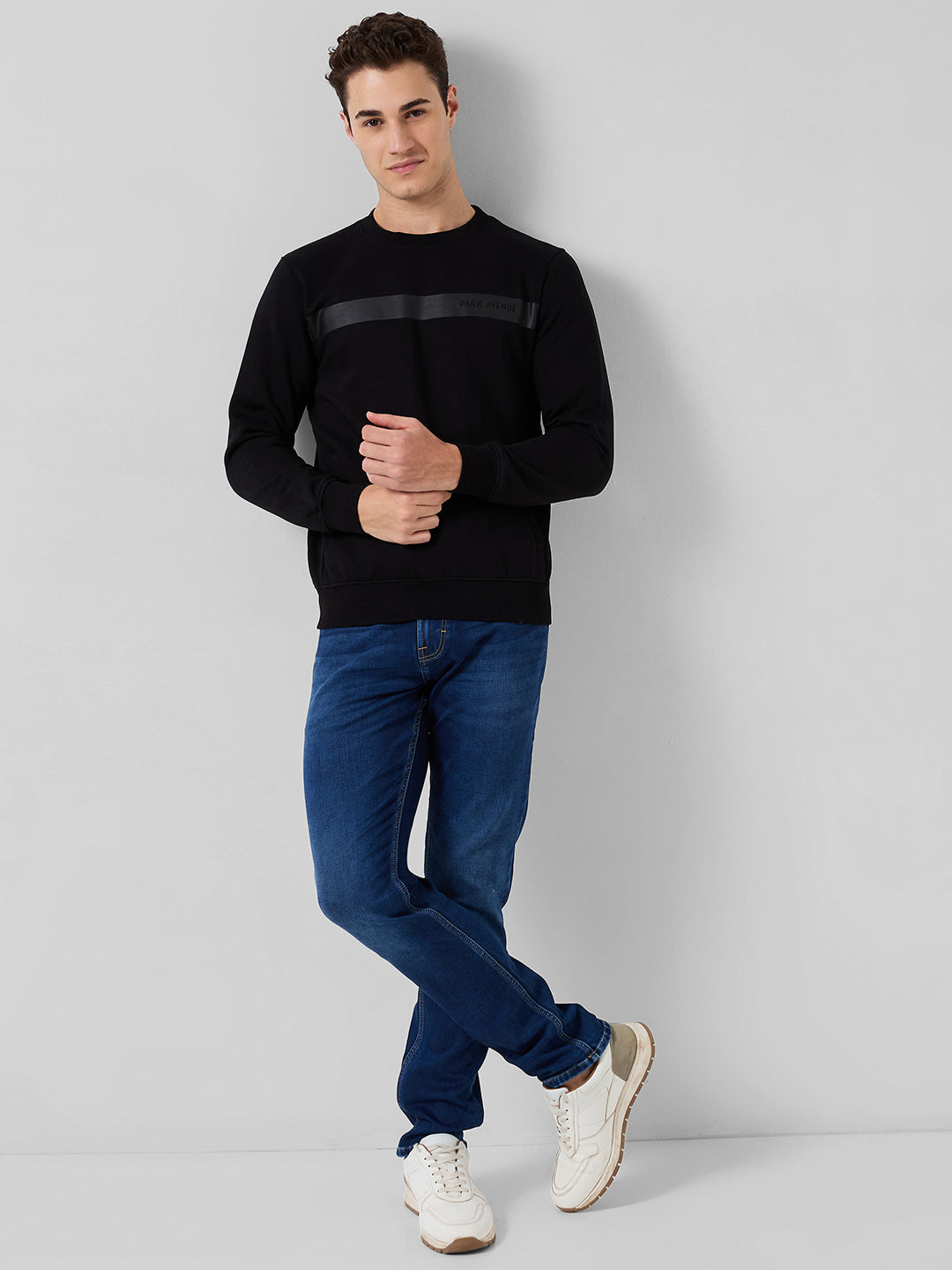 Park Avenue Men Black Checks Slim Fit Cotton Blend Round Neck Collar Sweatshirt