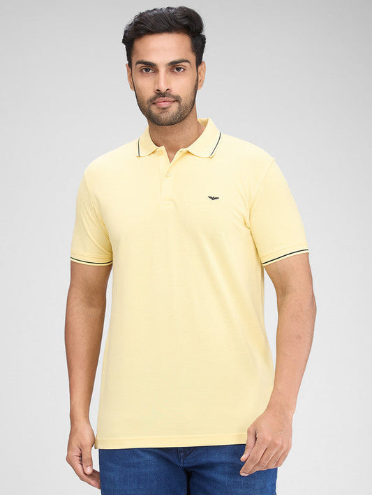 Park Avenue Yellow Solid Slim Fit Half Sleeve Cotton Blend T-Shirt