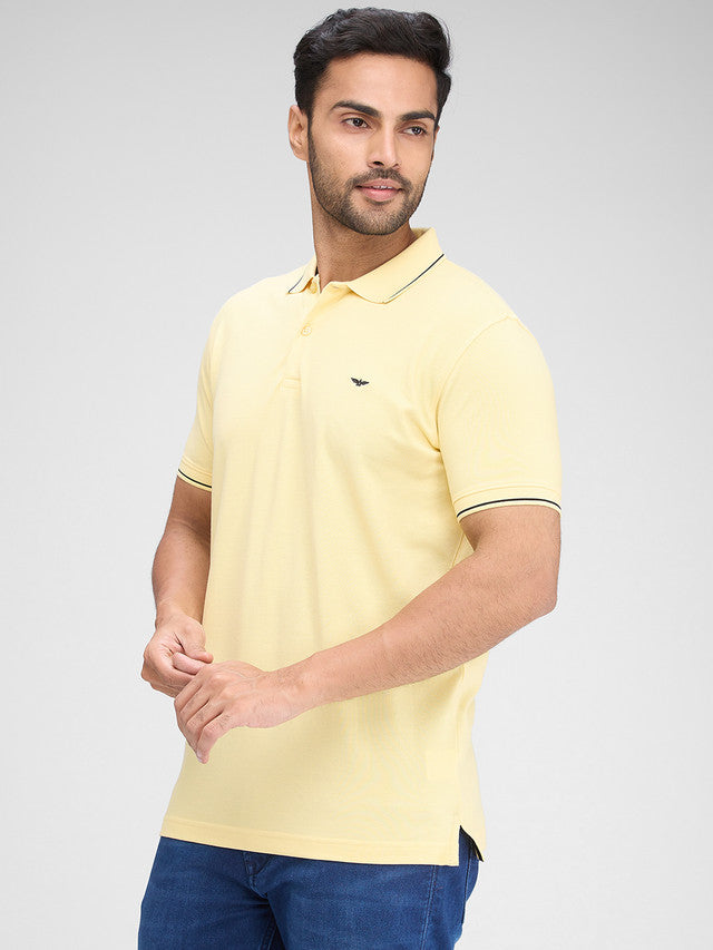 Park Avenue Yellow Solid Slim Fit Half Sleeve Cotton Blend T-Shirt