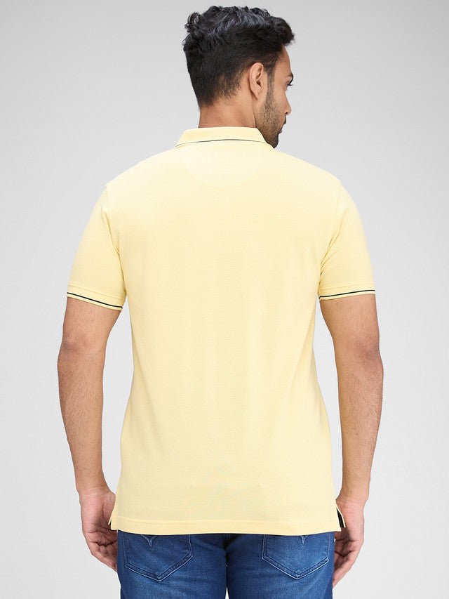 Park Avenue Yellow Solid Slim Fit Half Sleeve Cotton Blend T-Shirt