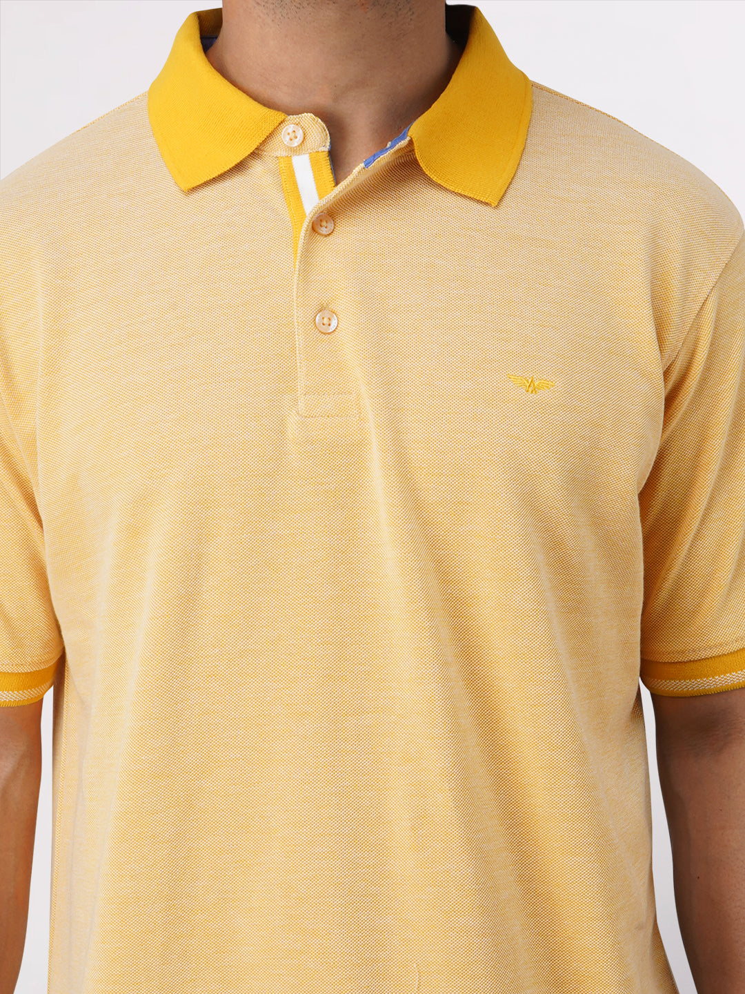 Park Avenue Yellow Solid Slim Fit Half Sleeve Cotton Blend T-Shirt