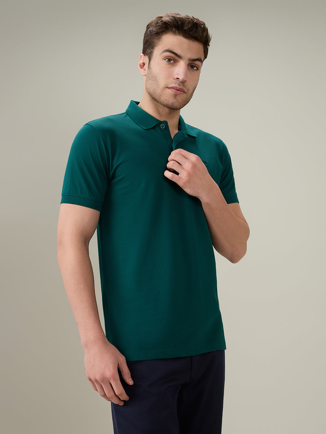 Park Avenue Men Green Solid Slim Fit Cotton Blend Half Sleeve T-Shirt