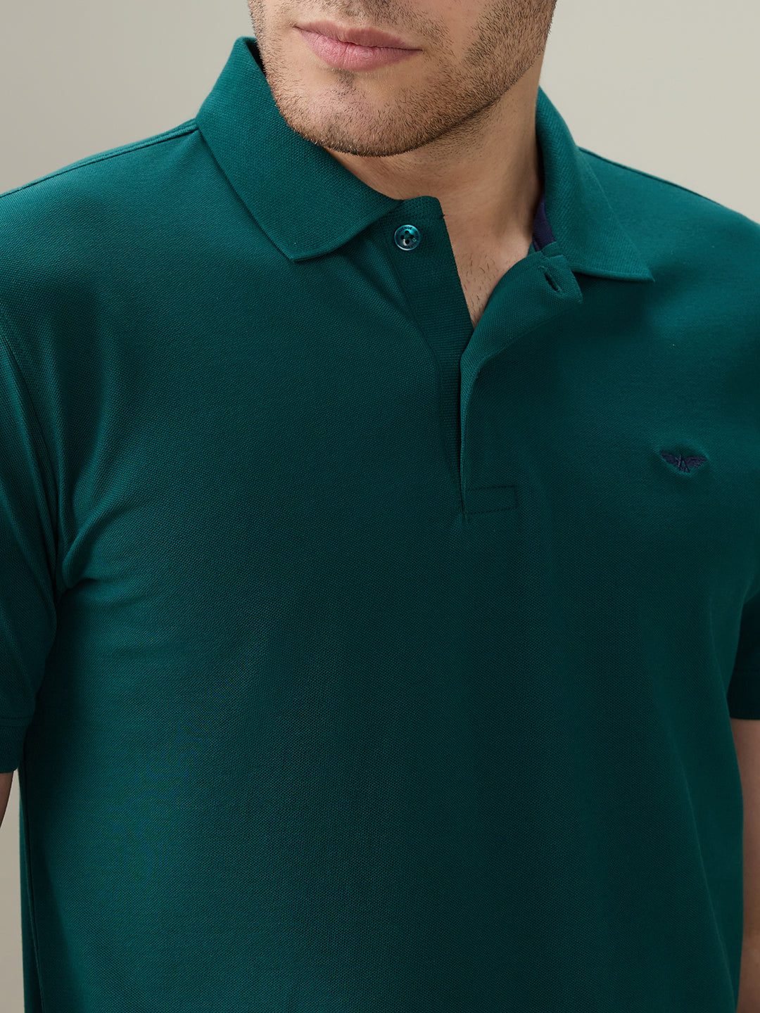 Park Avenue Men Green Solid Slim Fit Cotton Blend Half Sleeve T-Shirt