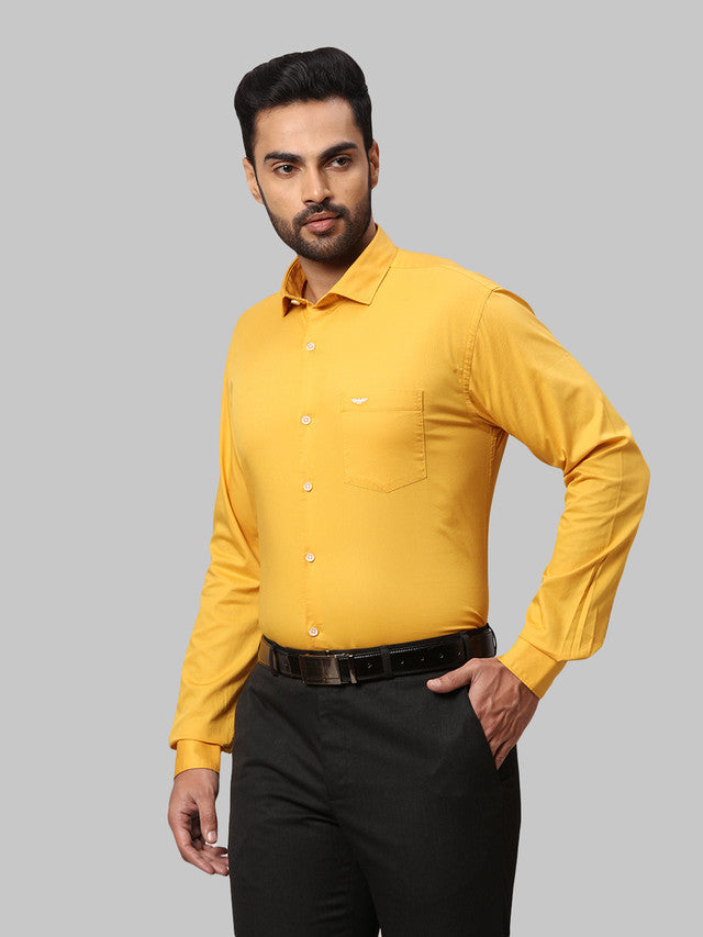 Park Avenue Men Yellow Solid Slim Fit Full Sleeve Cut Away Collar Shirt