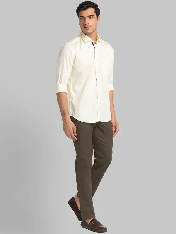 Men Yellow Slim Fit Solid Cotton Shirts
