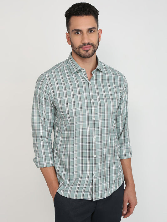 Park Avenue Men Green Checks Slim Fit Polyester Blend Casual Shirt