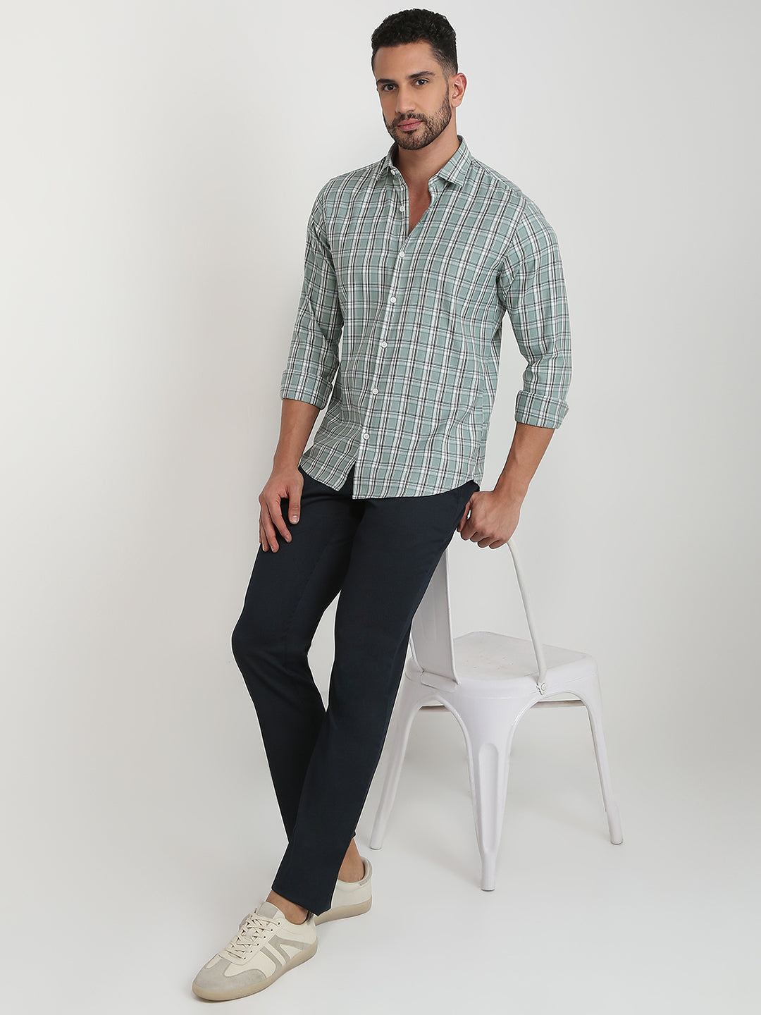 Park Avenue Men Green Checks Slim Fit Polyester Blend Casual Shirt