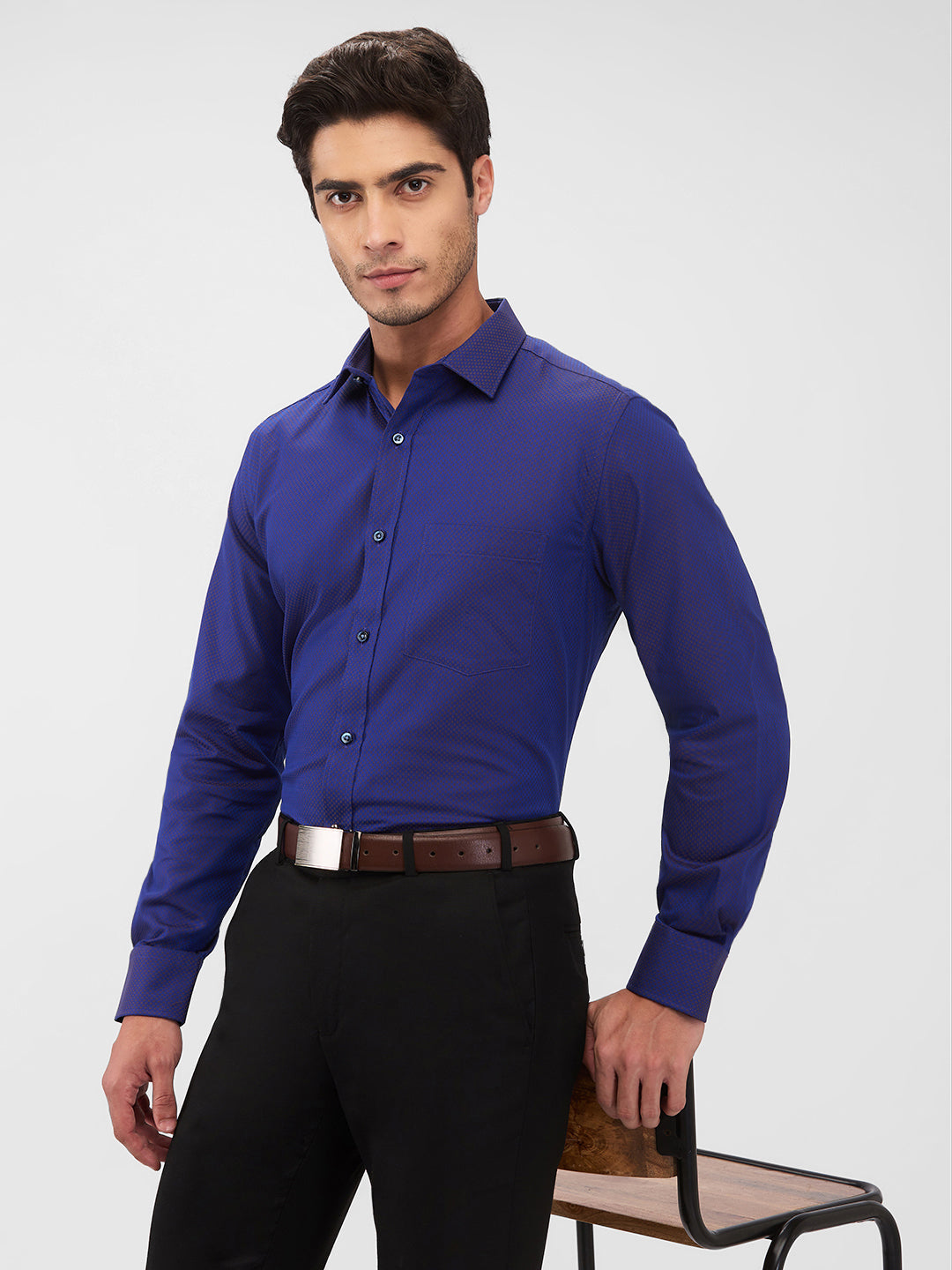 Park Avenue Men Blue Structure Regular Fit Cotton Shirt