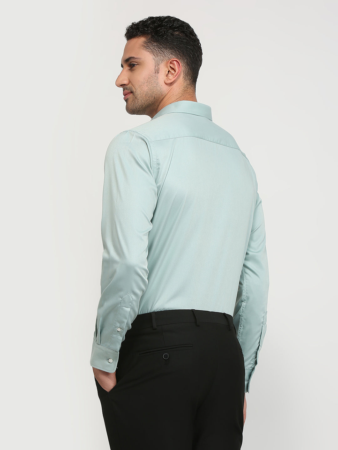 Park Avenue Men Blue Solid Regular Fit Cotton Blend Formal Shirt