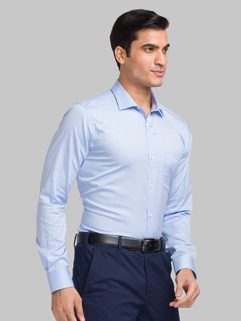 Park Avenue Men Blue Slim Fit Solid Cutaway Collar Shirt