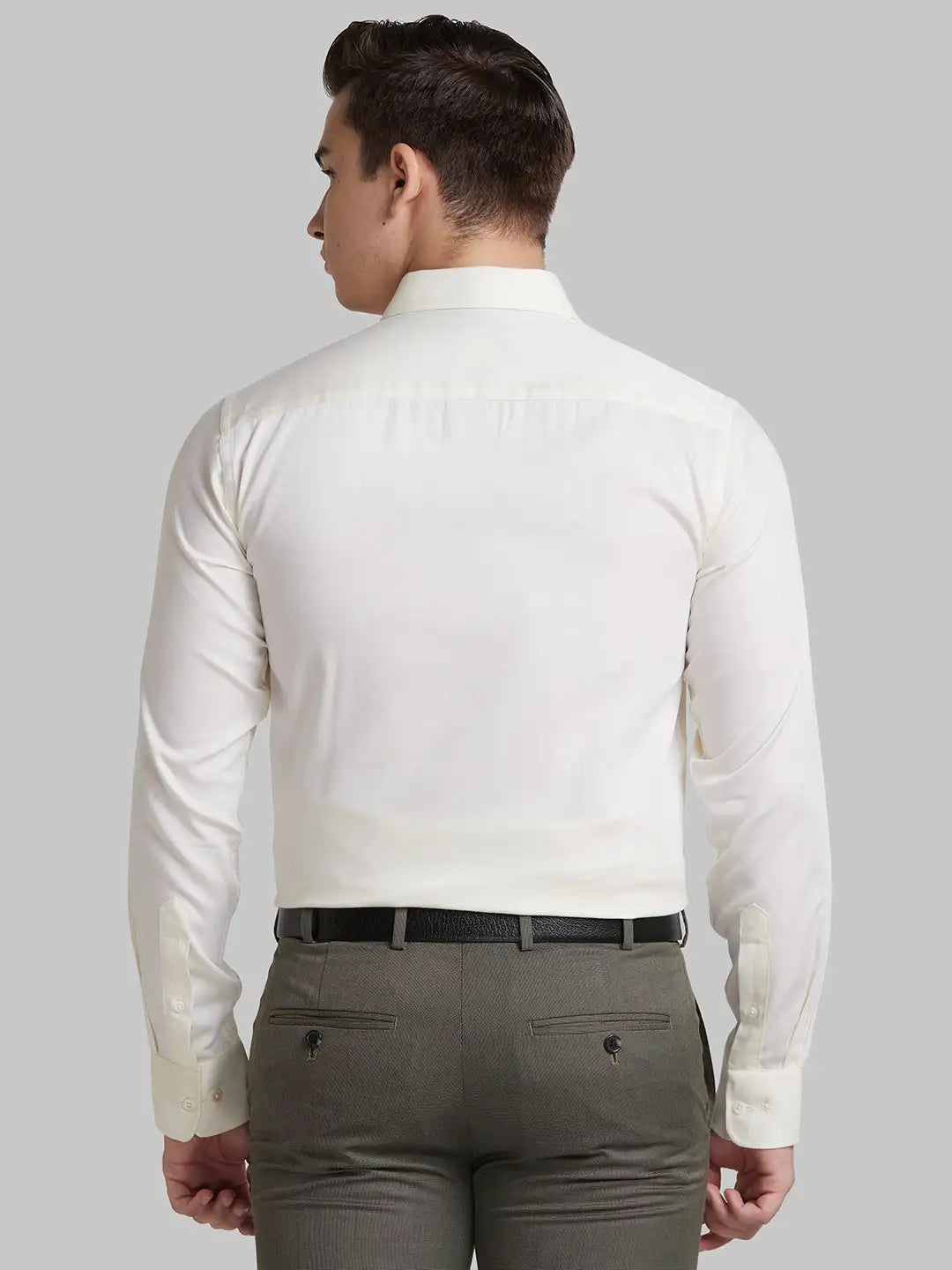 Men Yellow Slim Fit Solid Cotton Shirts