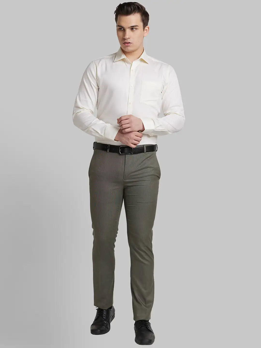 Men Yellow Slim Fit Solid Cotton Shirts