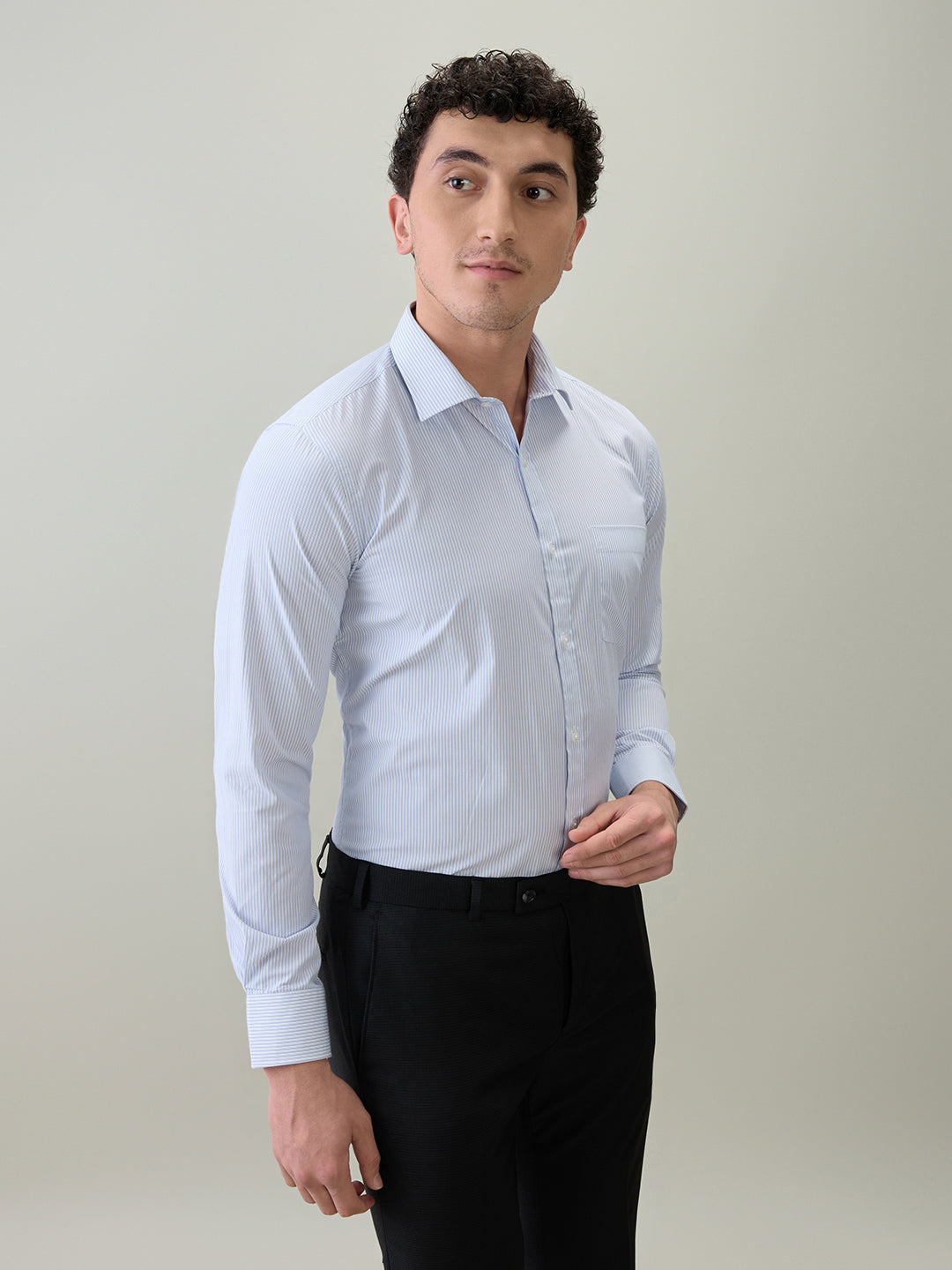 Park Avenue Men Blue Stripe Slim Fit Cotton Blend Formal Shirt