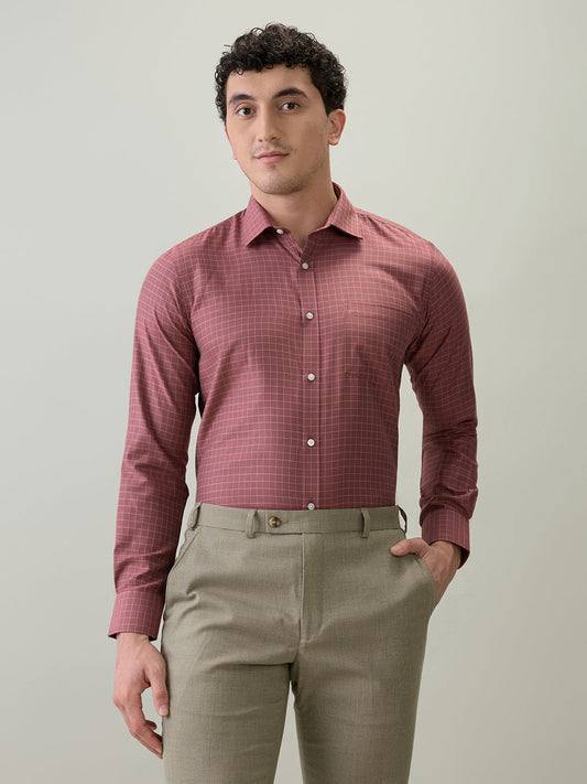 Park Avenue Men Maroon Structure Slim Fit Cotton Blend Formal Shirt