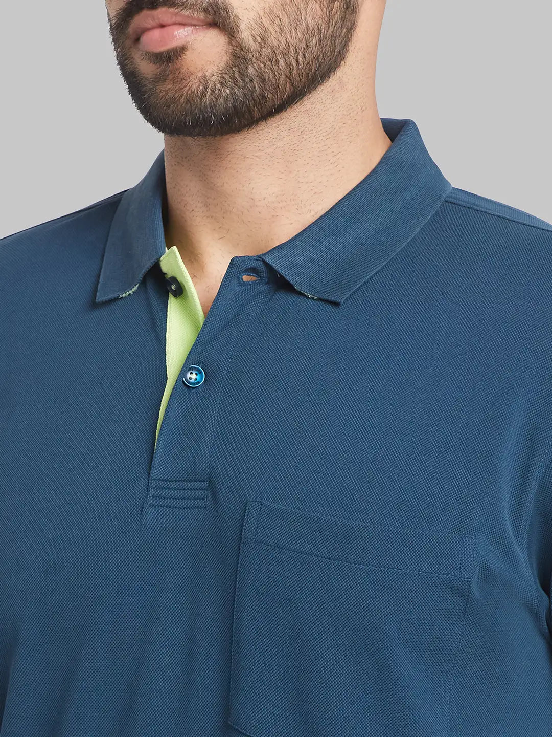 Men Green Contemporary Fit Solid Knit Cotton Polo T-Shirt