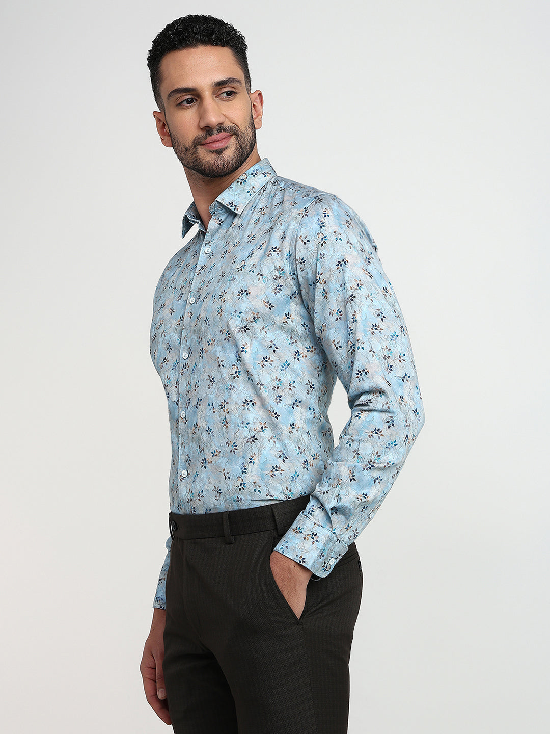 Raymond Men Blue Solid Slim Fit Cotton Casual Shirt