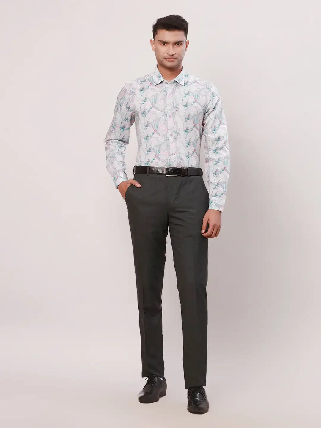 Raymond Men Blue Print Regular Fit Cotton Blend Regular Collar Shirt