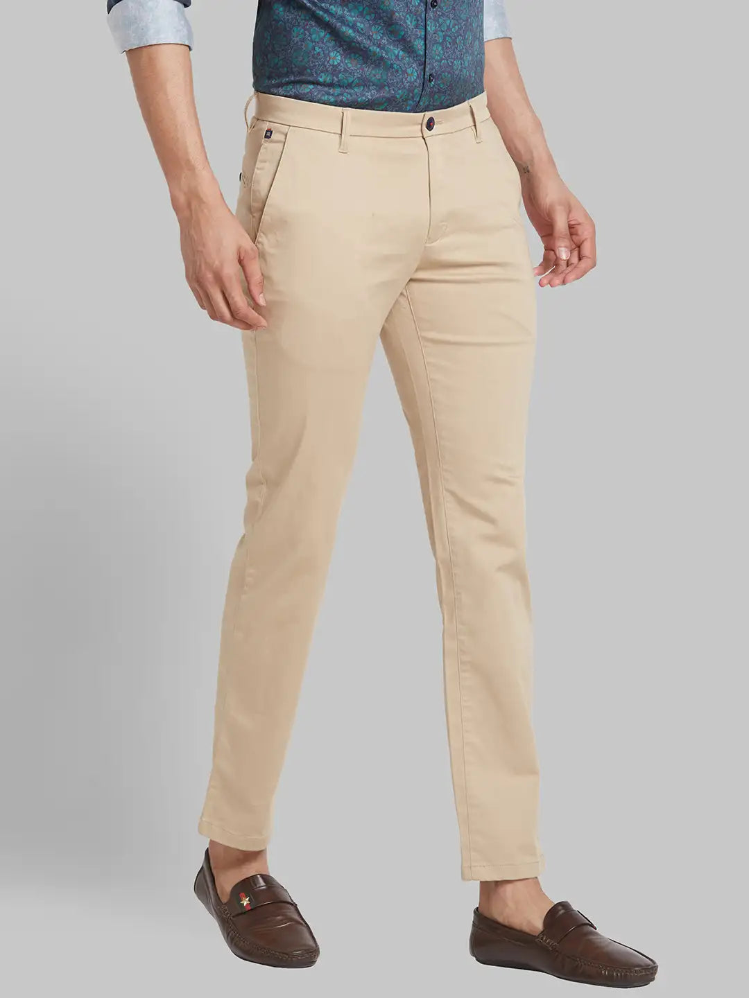Men Fawn Slim Fit Solid Cotton Blend Trouser
