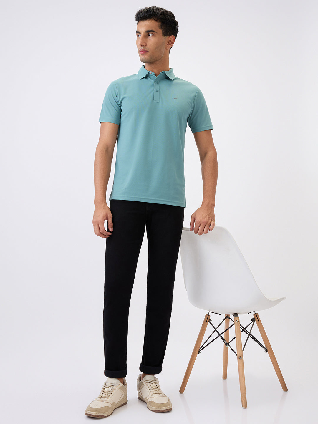 Raymond Men Black Solid Slim Fit Cotton Blend Jeans