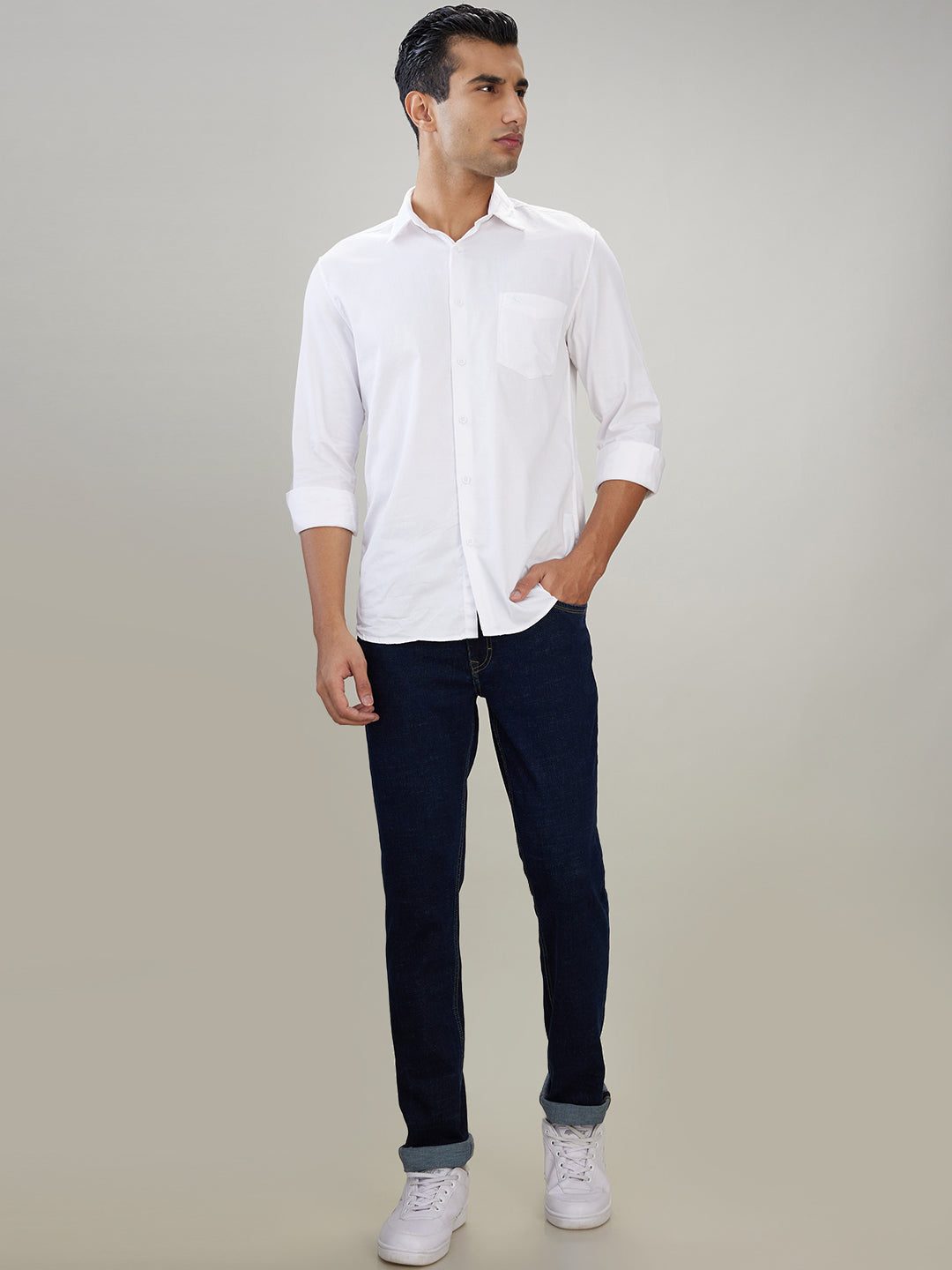 Raymond Men Blue Solid Slim Fit Cotton Blend Jeans