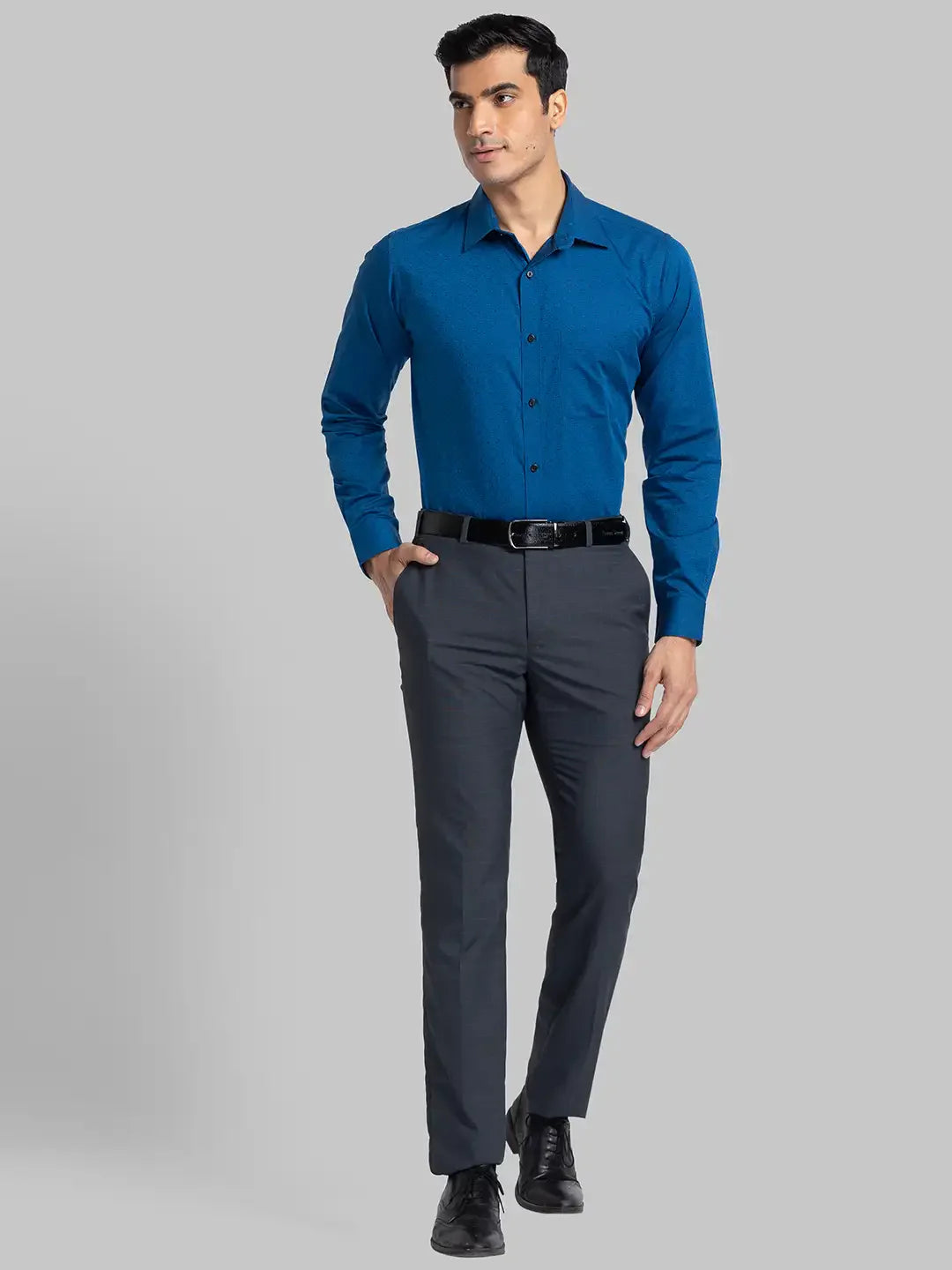 Men Blue Slim Fit Structure Cotton Half Sleeve Shirts