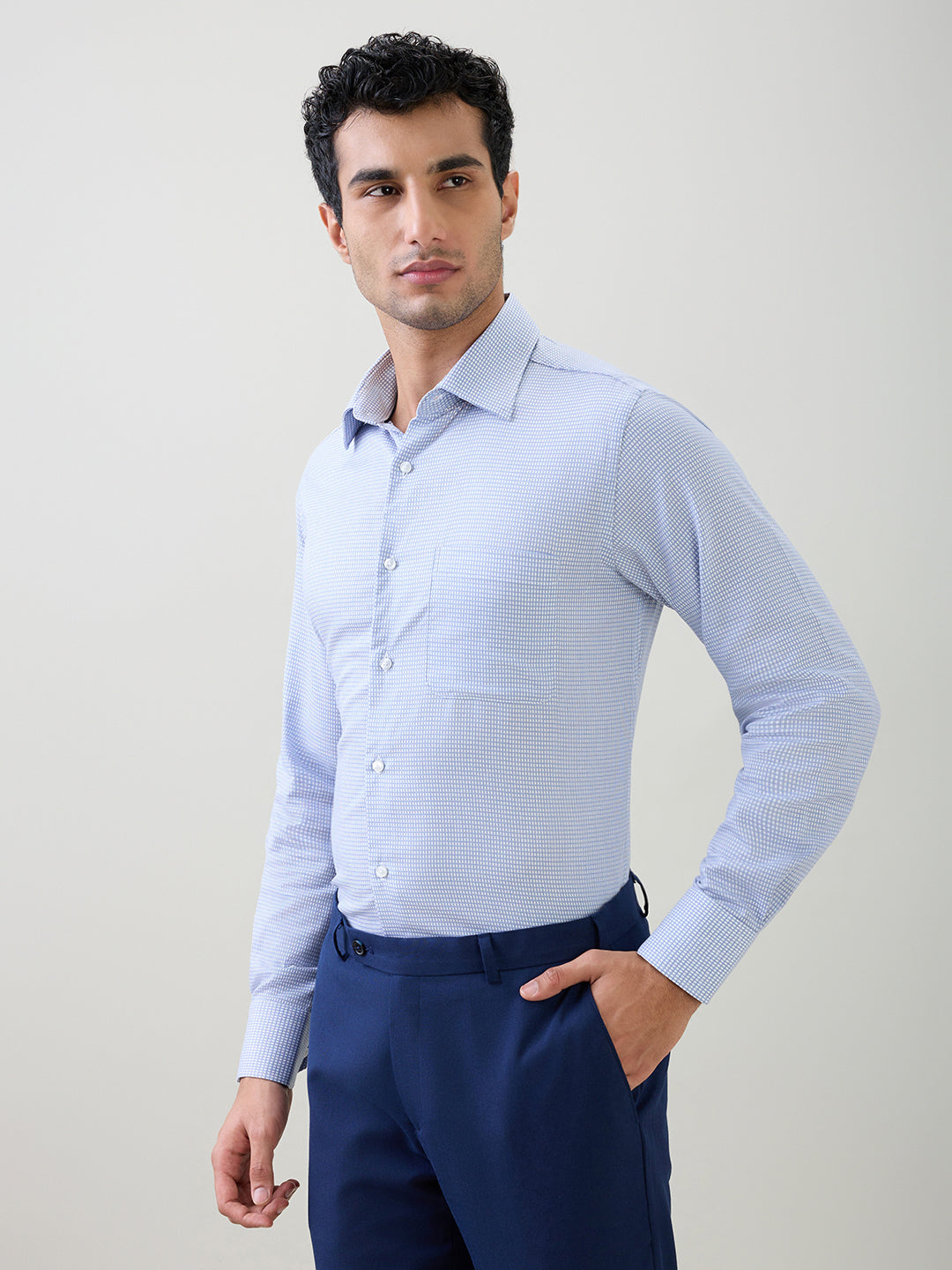 Raymond Men Blue Structure Slim Fit Cotton Full Sleeve Formal Shirt