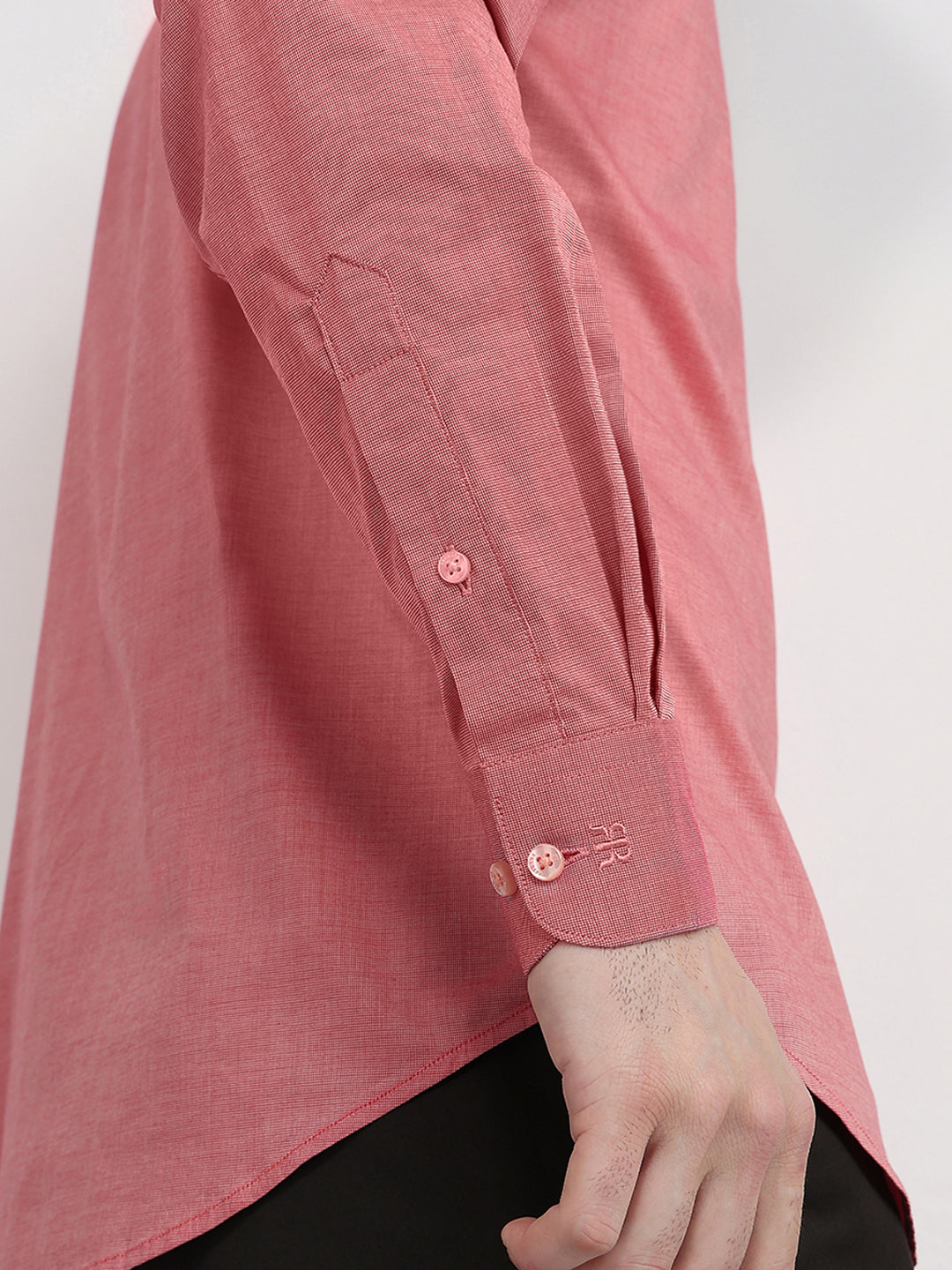 Raymond Men Red Solid Chambray Slim Fit Cotton Full Sleeve Formal Shirt