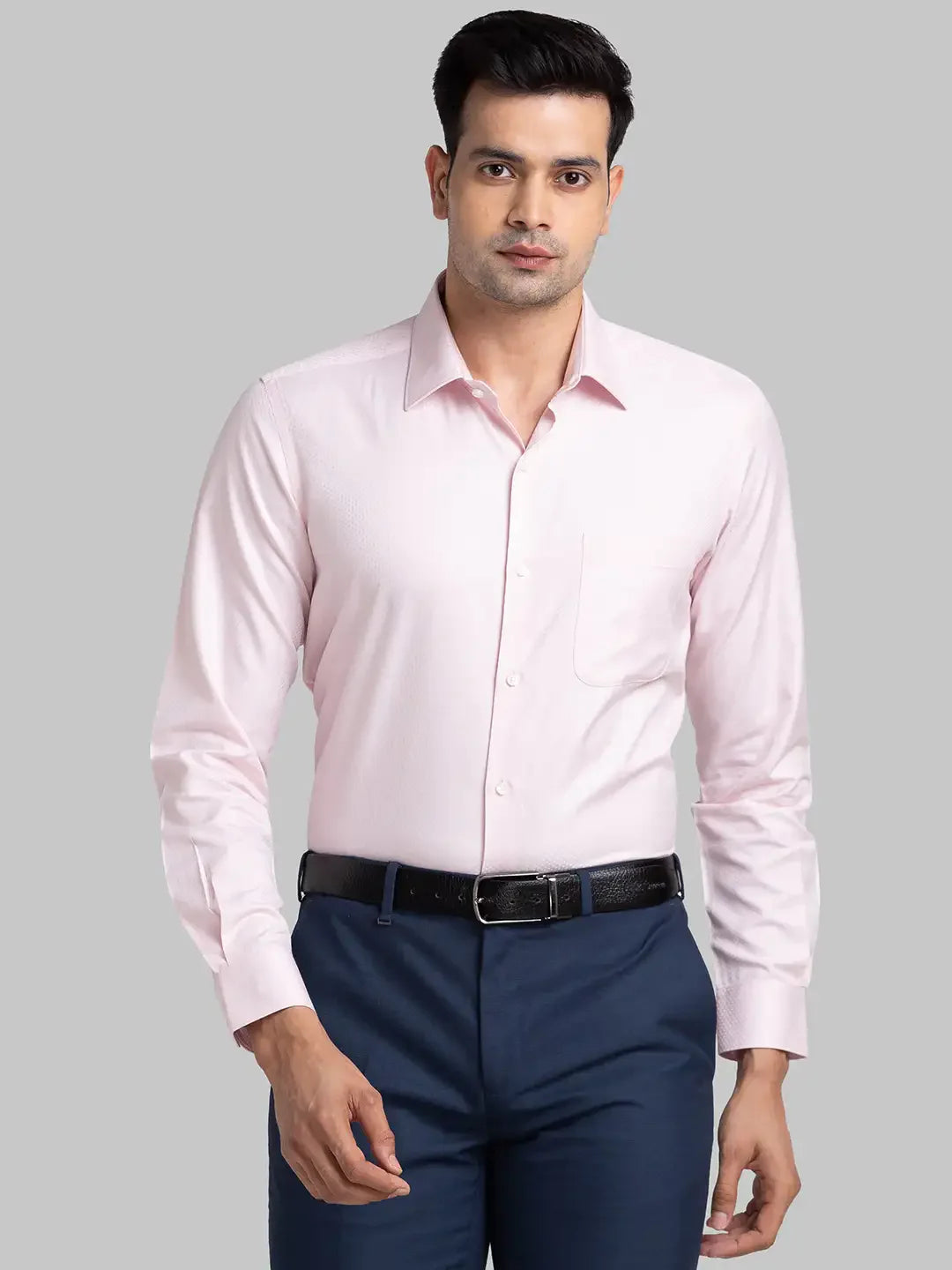 Raymond Men Pink Structured Contemporary Fit Cotton Blend Formal Shirt